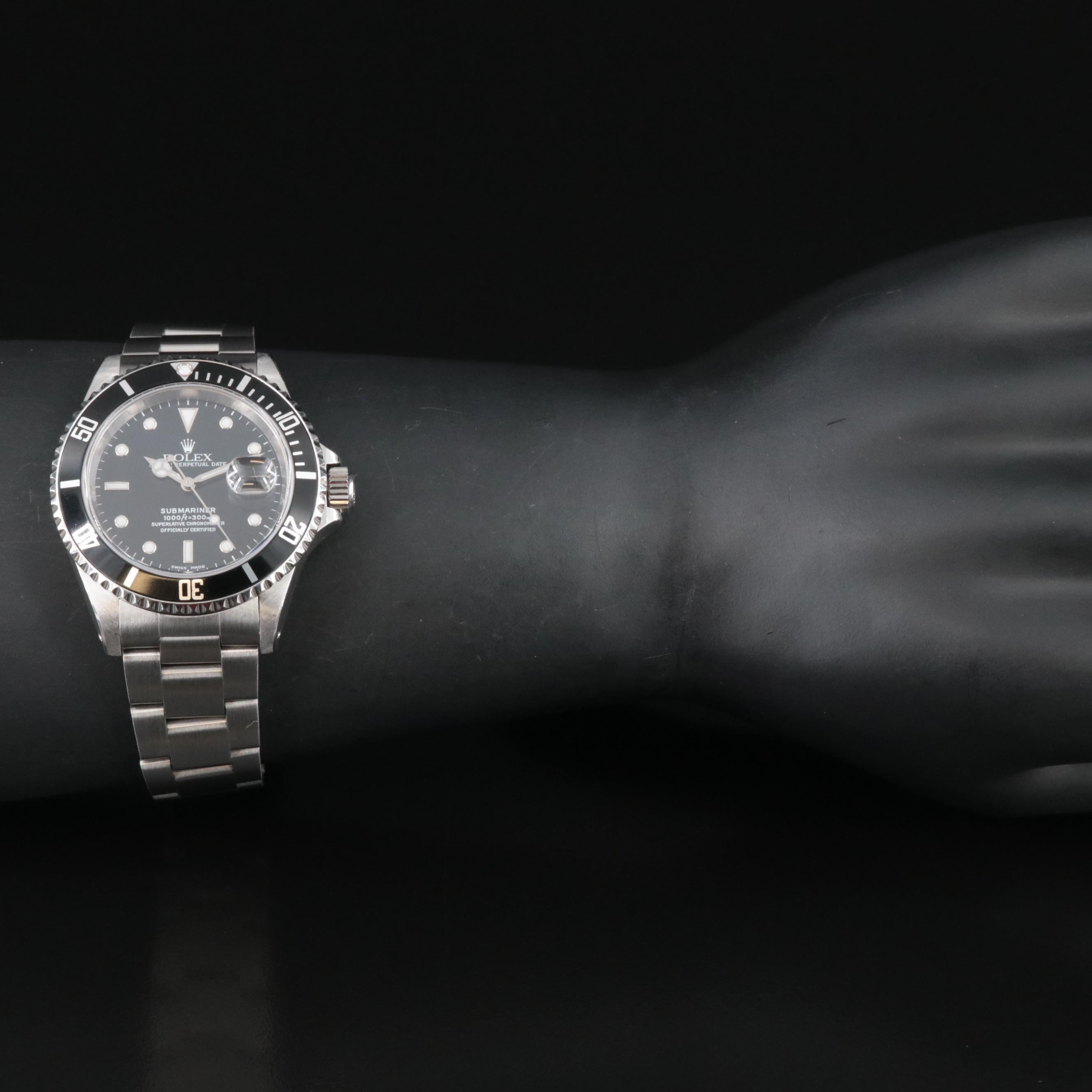 Rolex Submariner Date 16610 Automatic Watch