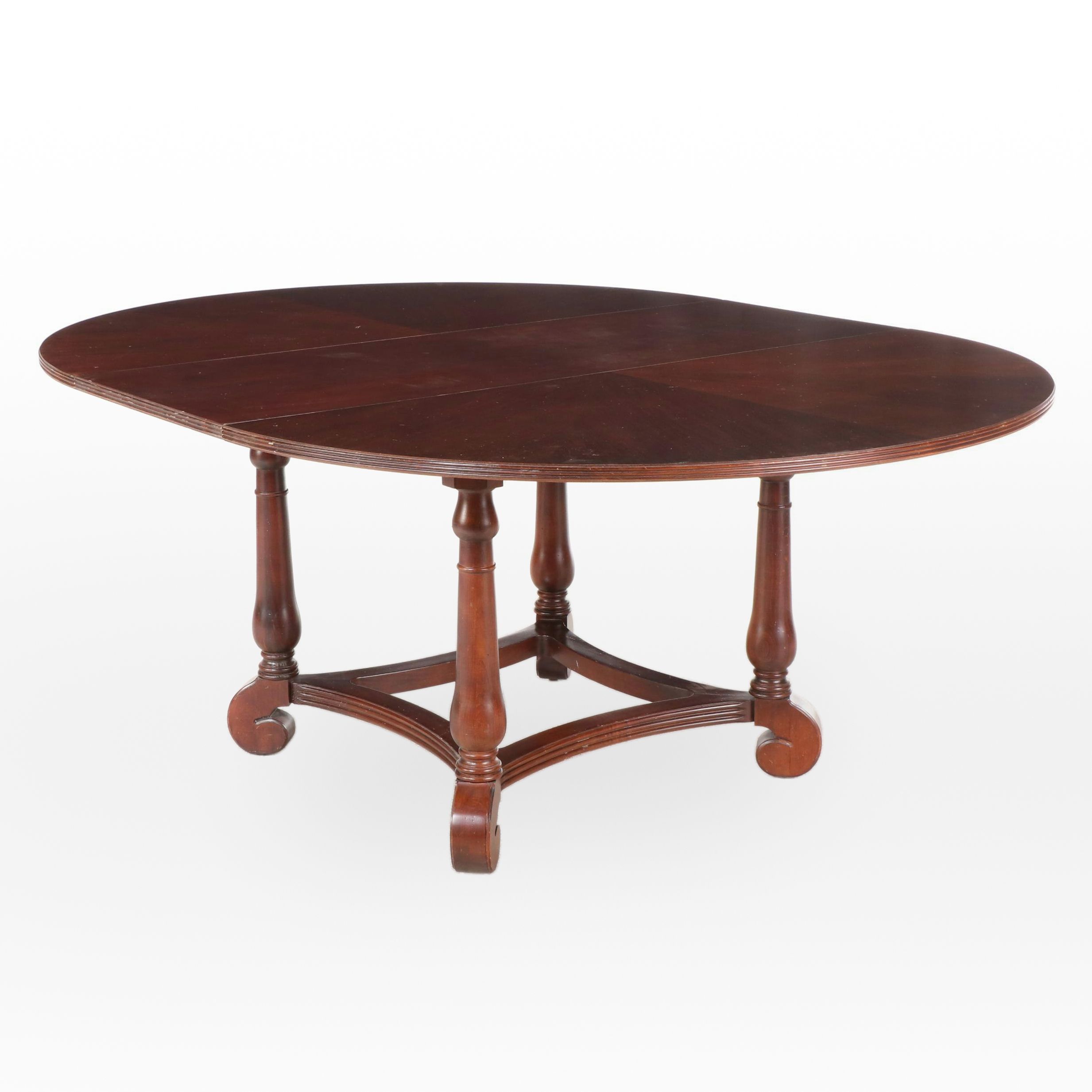 Ethan Allen Wooden Extendable Dining Table, Late 20th Century