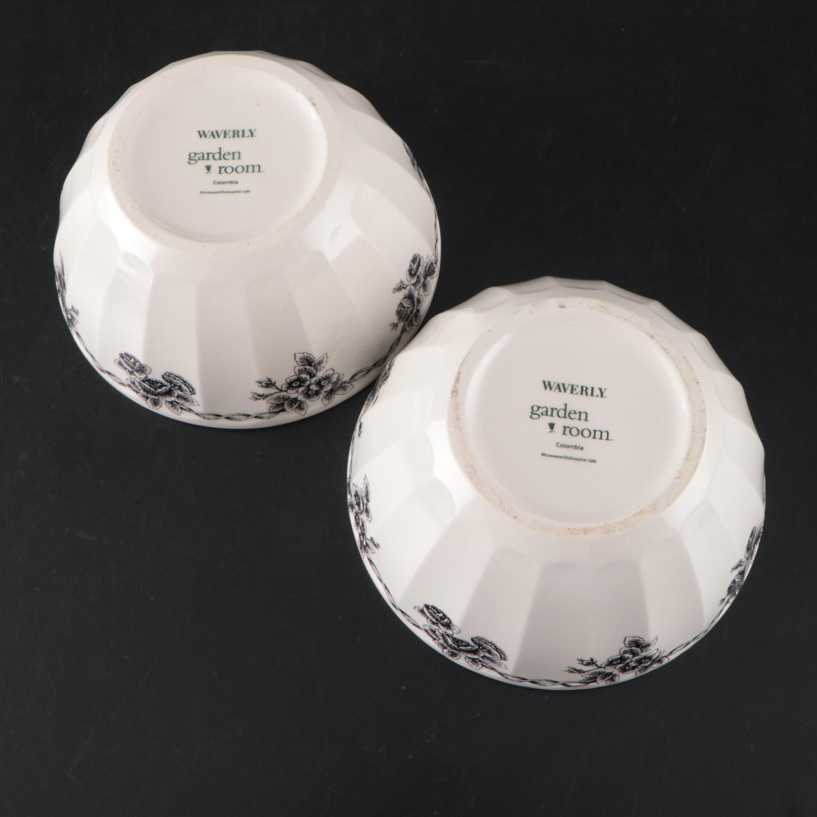 Aux au Provence Ceramic Dinnerware with Black Toile Rooster Motif
