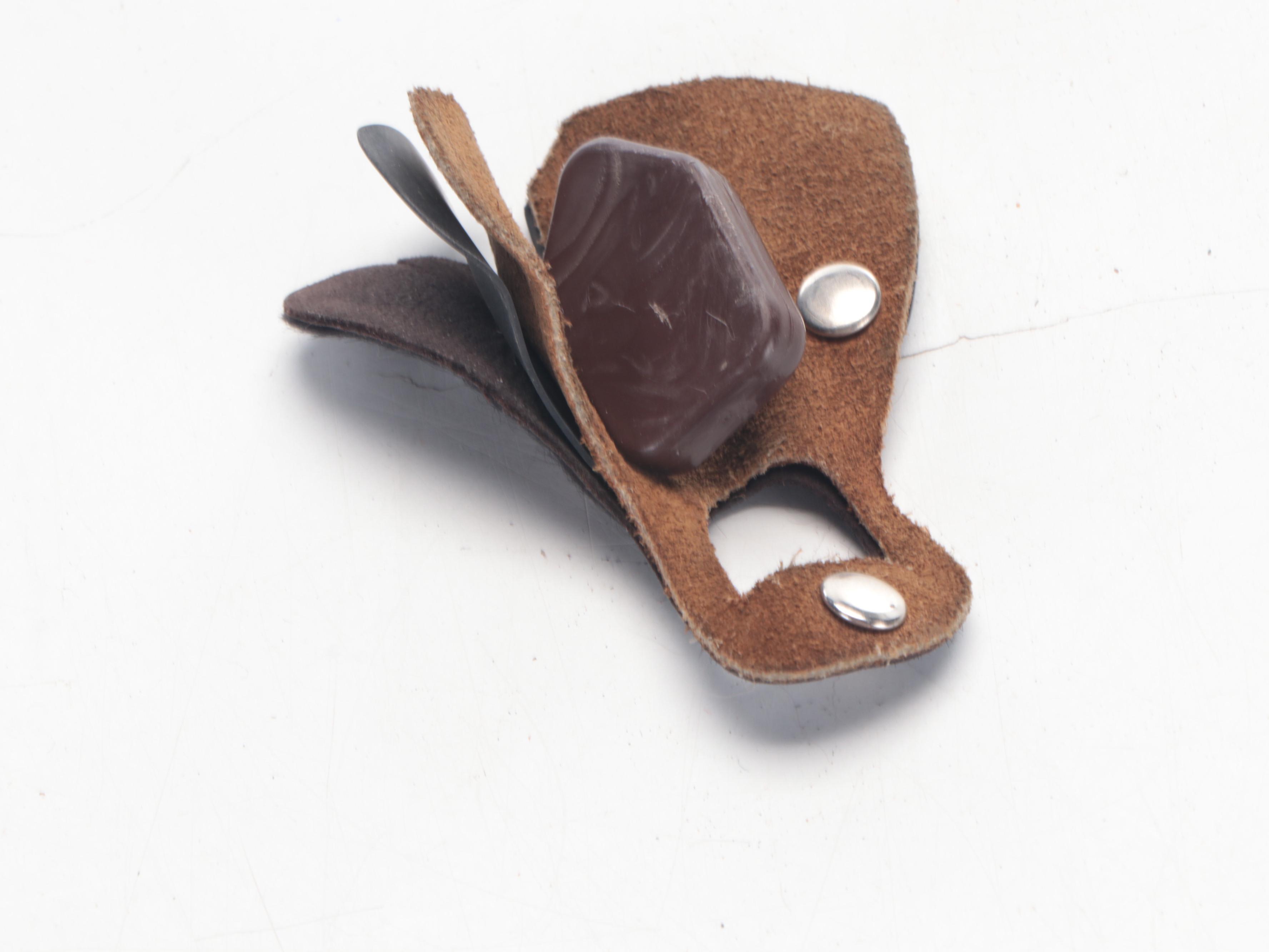 Golden Eagle Compound Bow with Hard Case and Arrows