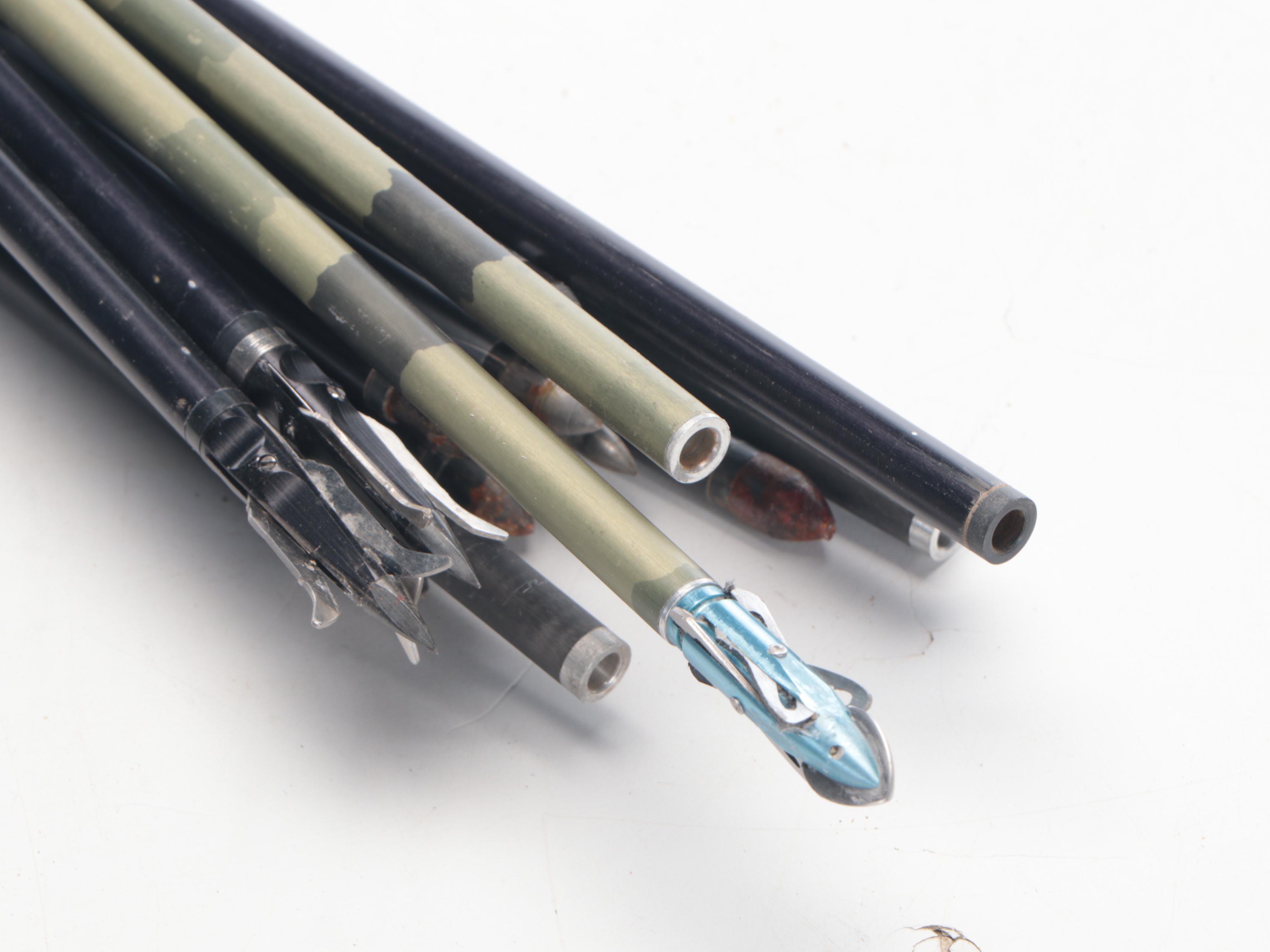 Golden Eagle Compound Bow with Hard Case and Arrows