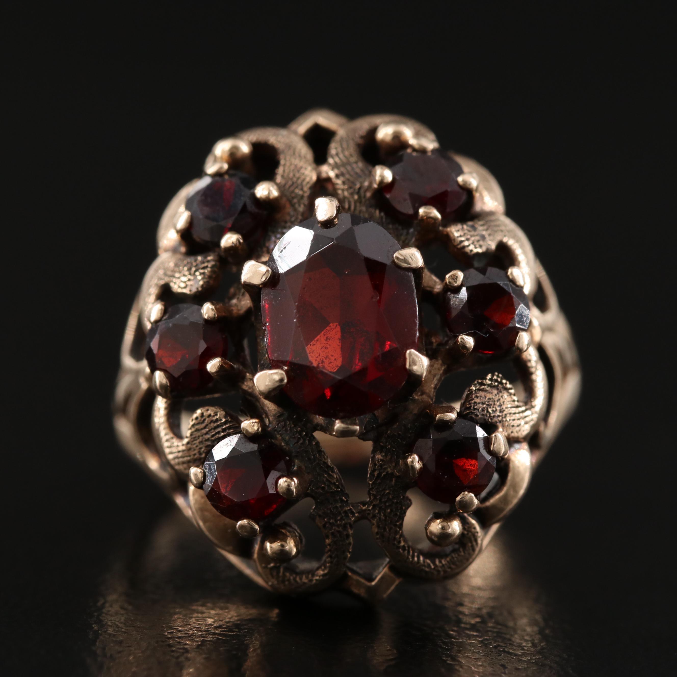 Vintage 10K Rose Gold Garnet Ring