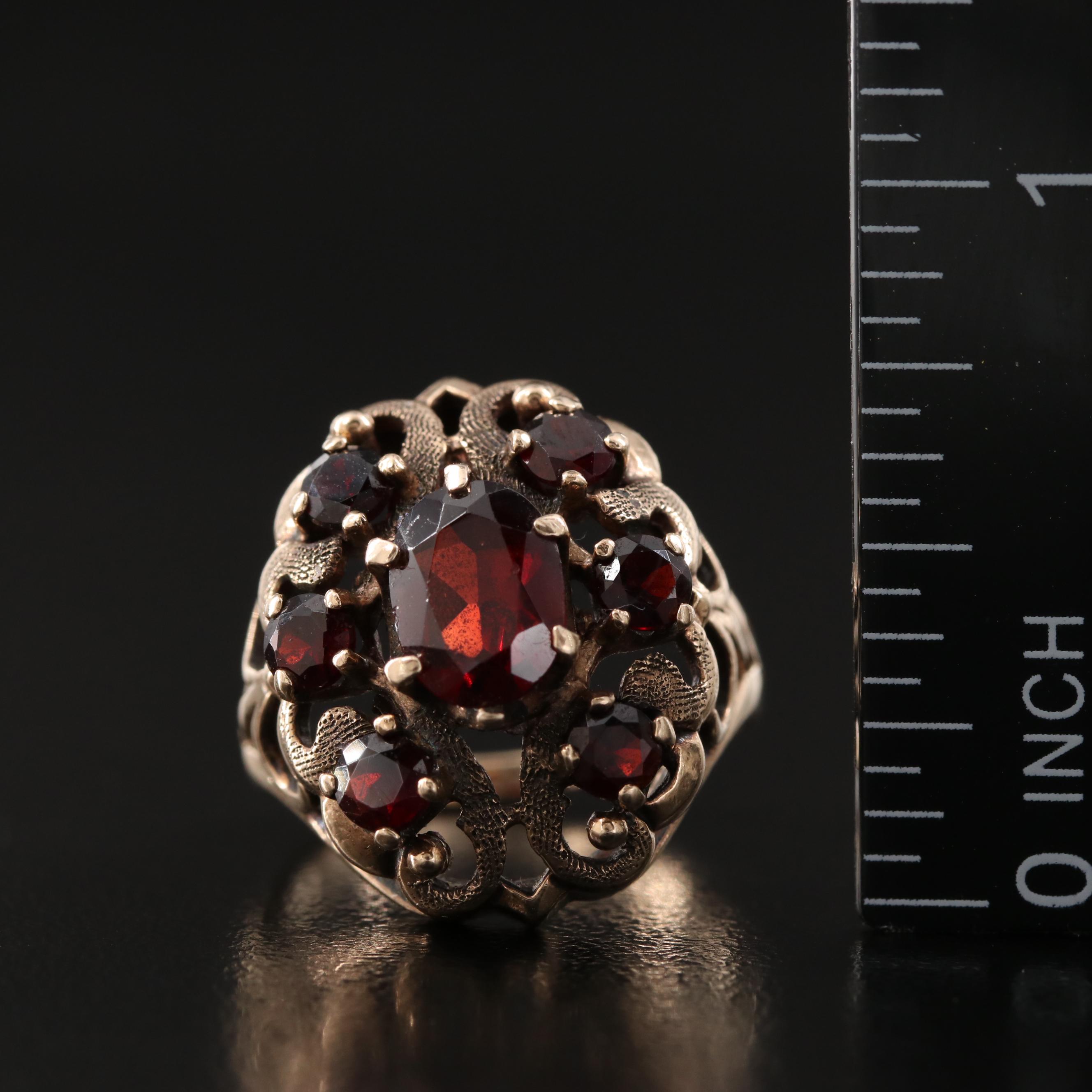 Vintage 10K Rose Gold Garnet Ring
