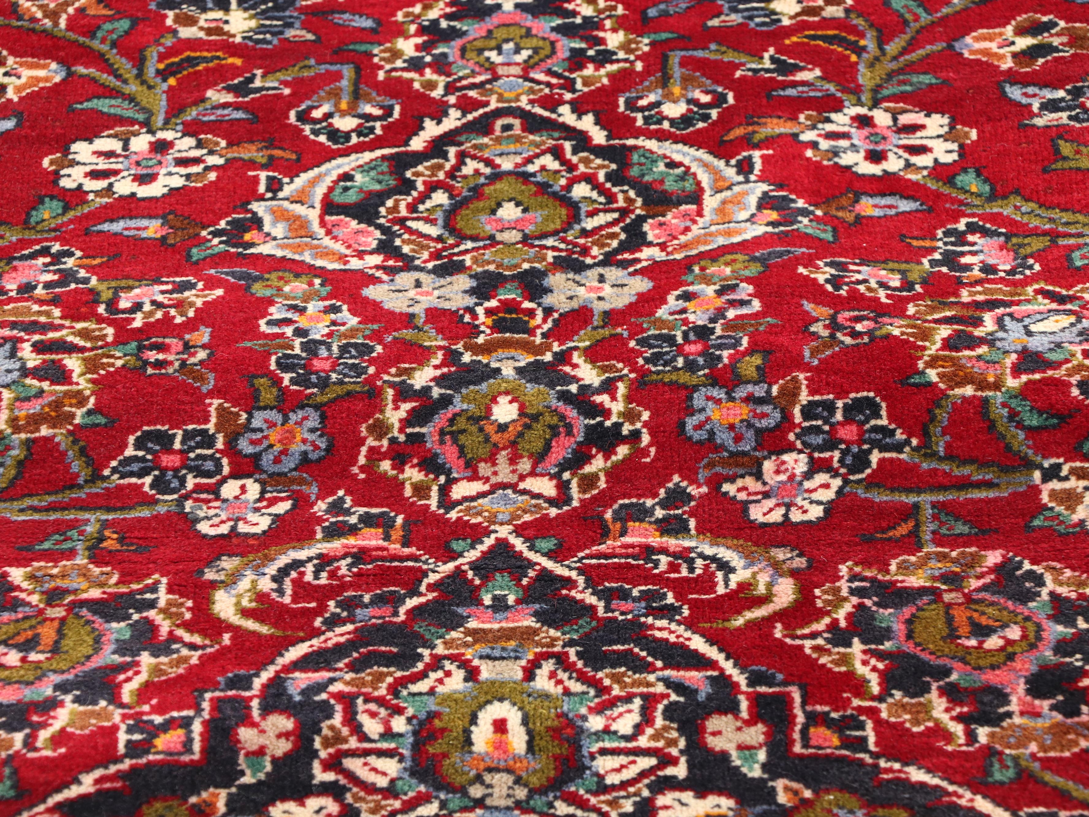 9'4 x 12'8 Hand-Knotted Persian Kashan Room-Sized Rug