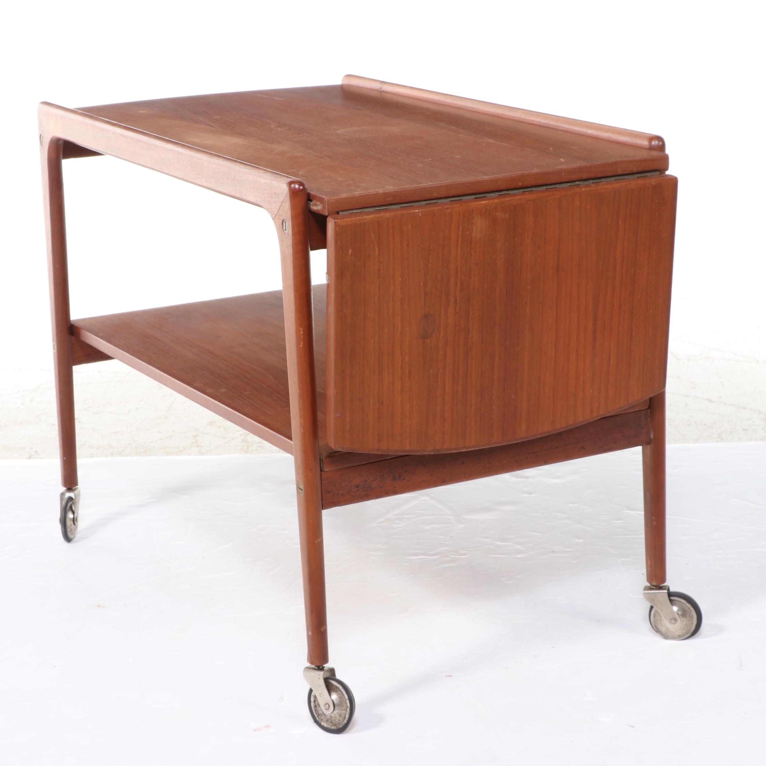 Danish Mid Century Modern Wooden Tray Table, Mid to Late 20th Century