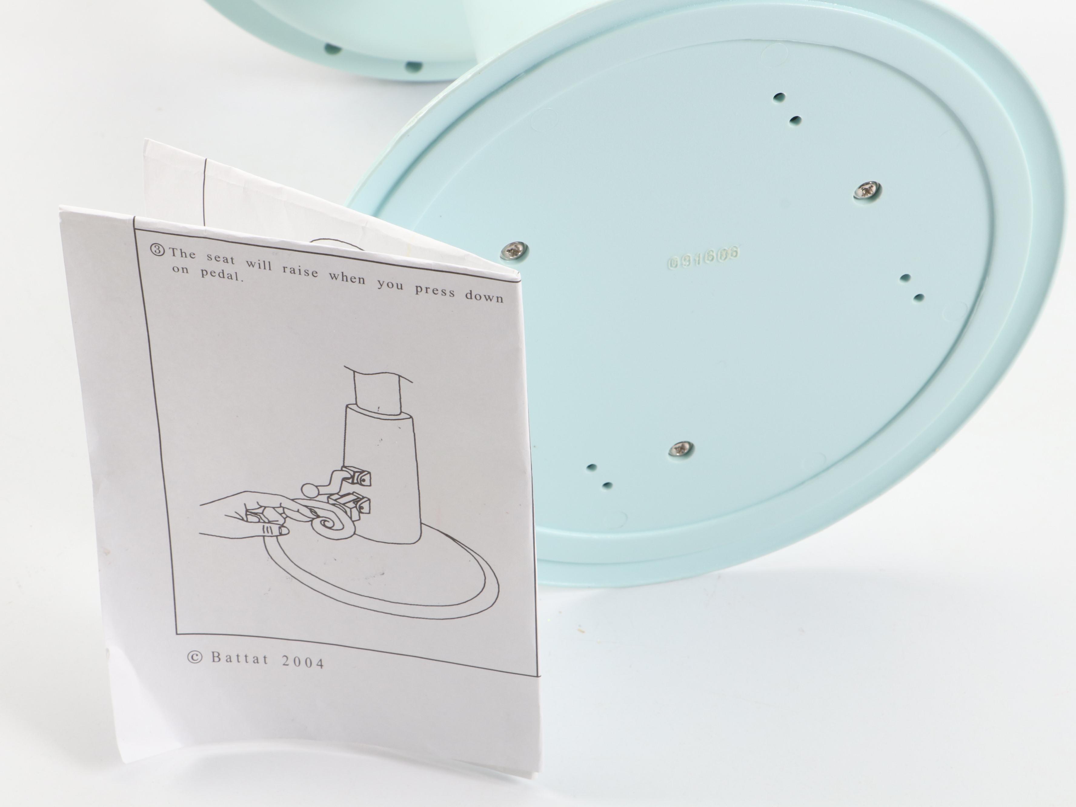 American Girl Hair Style Center with Battat Salon Chair and More Toys