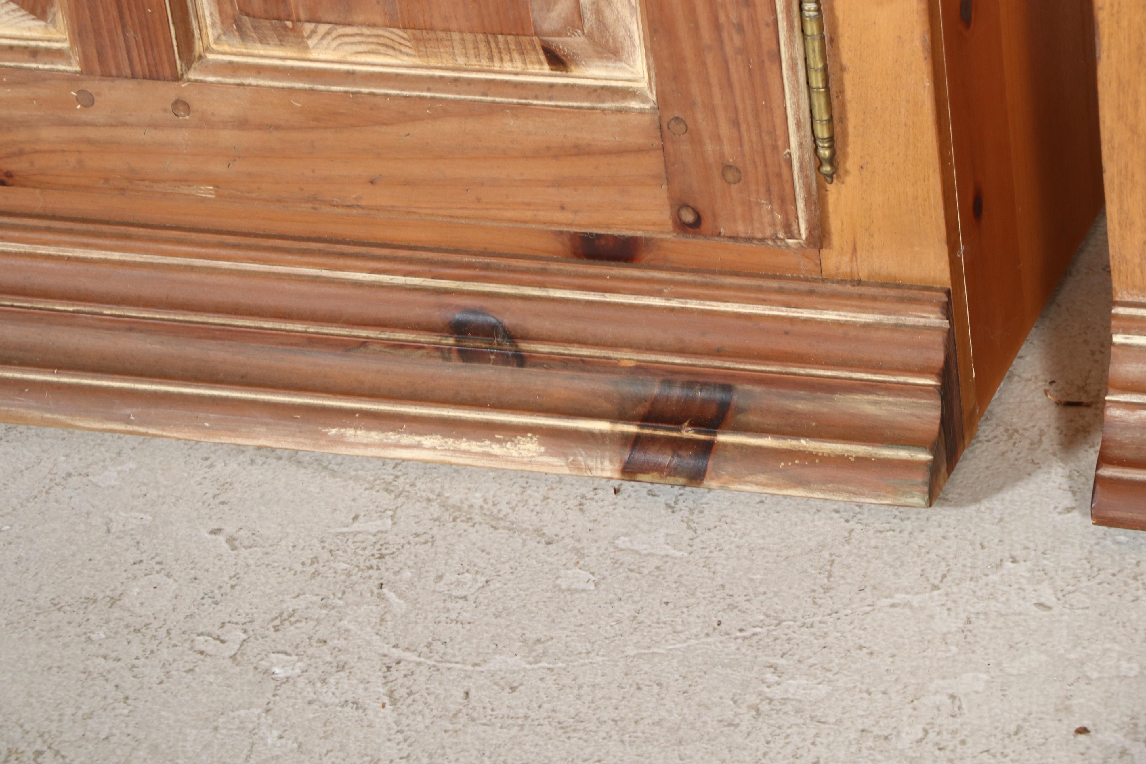 Thomasville Furniture Pine Illuminated Display Cabinet Pair