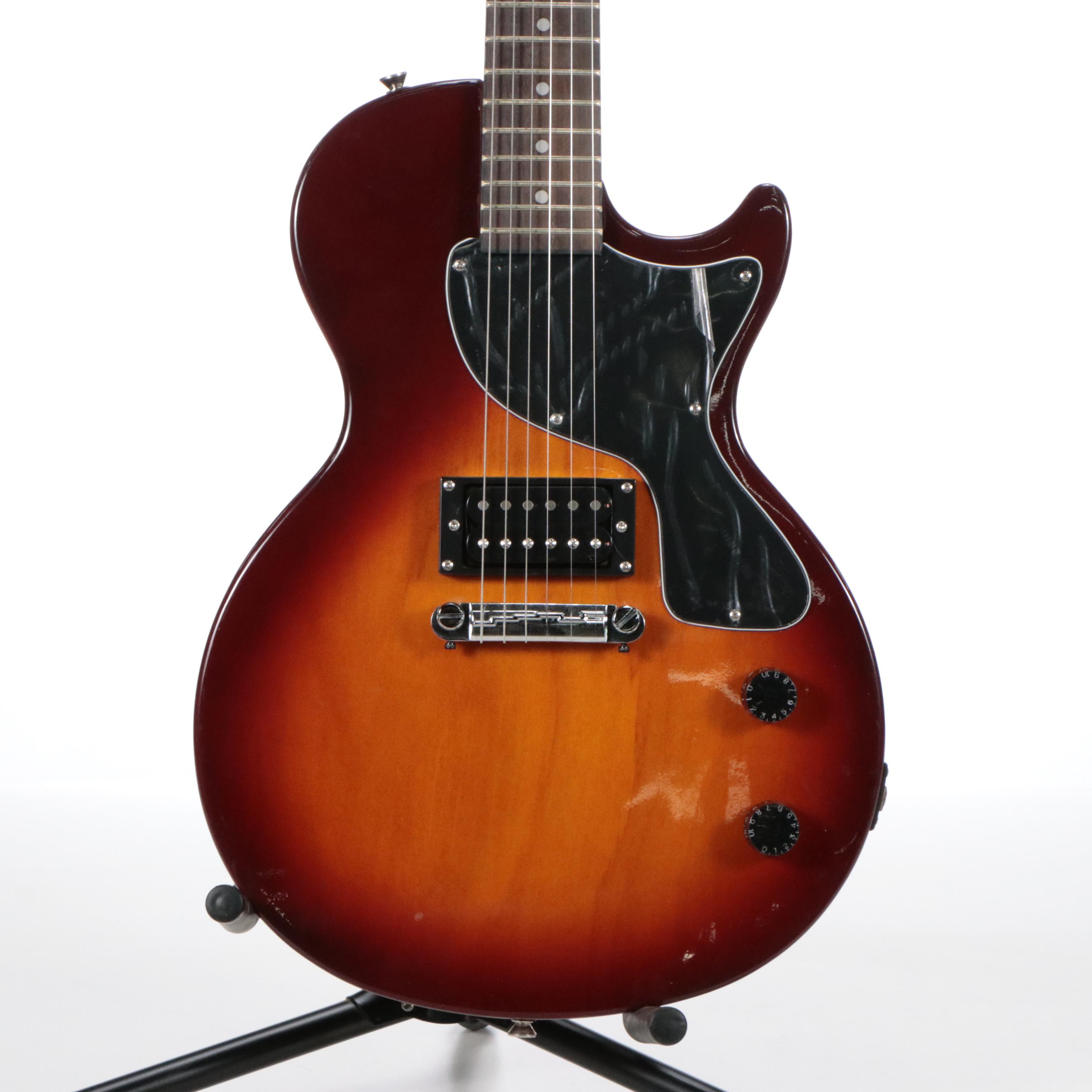 Maestro by Gibson Les Paul Style Right-Handed Electric Guitar