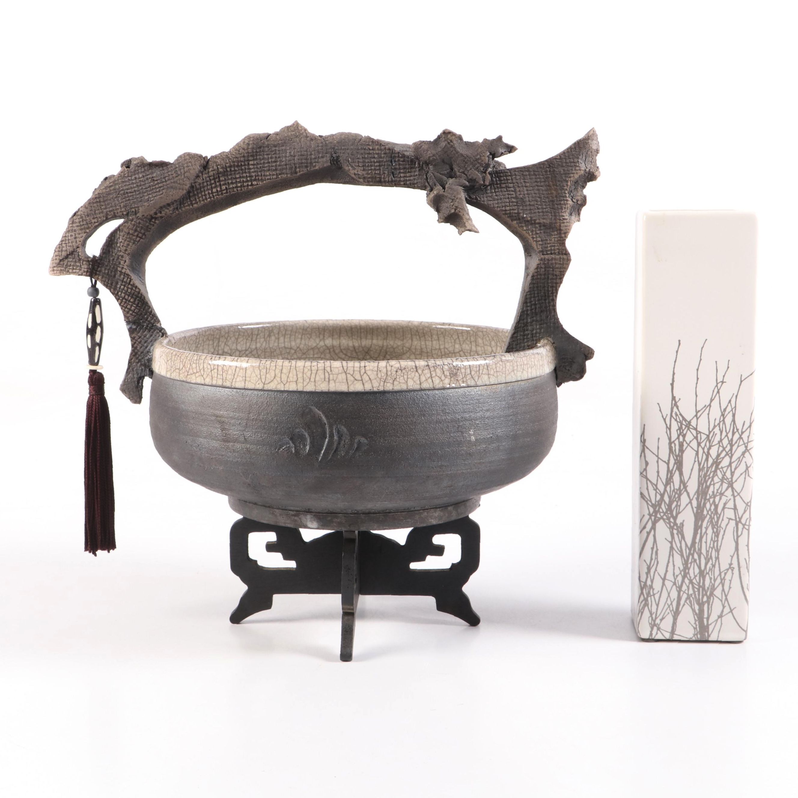 Chive Ceramic Vase with Ceramic Basket and Wood Stand