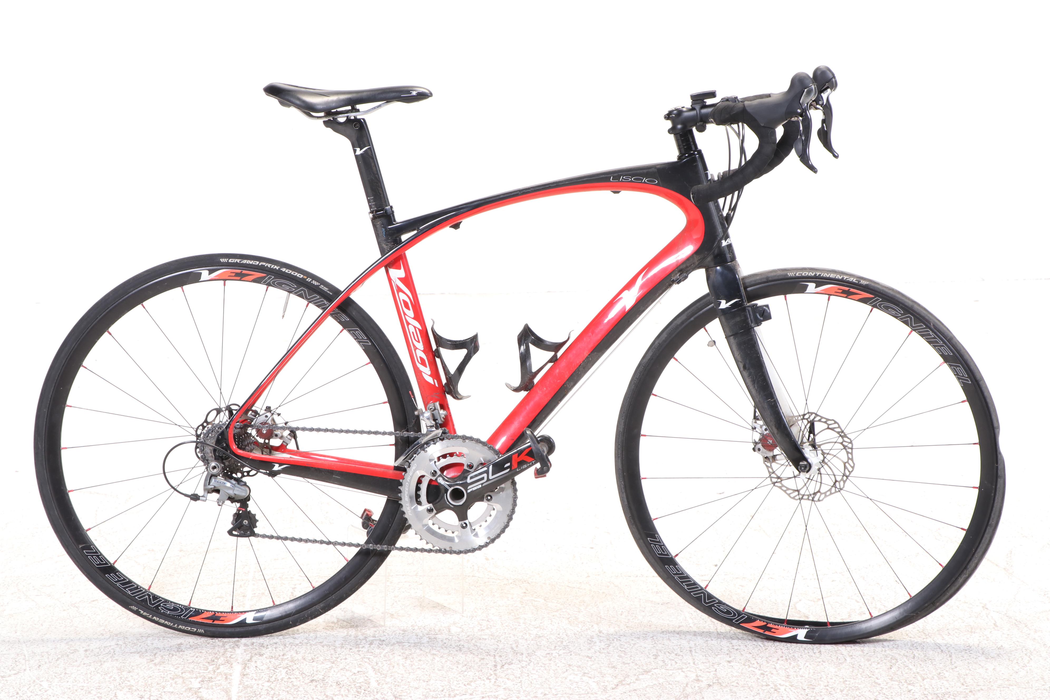 Volagi Liscio Road Bike with Disc Brakes and Cat Eye Strada Wireless Head Unit