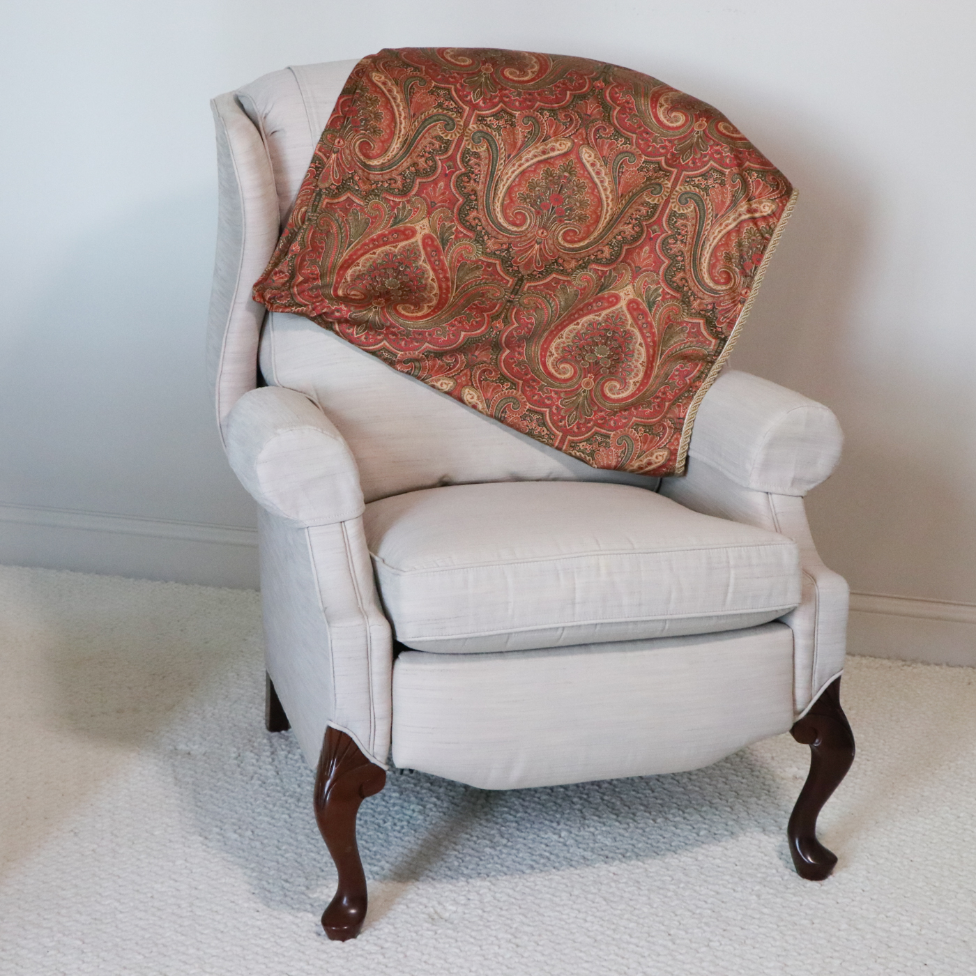 Queen Anne Style Wingback Recliner