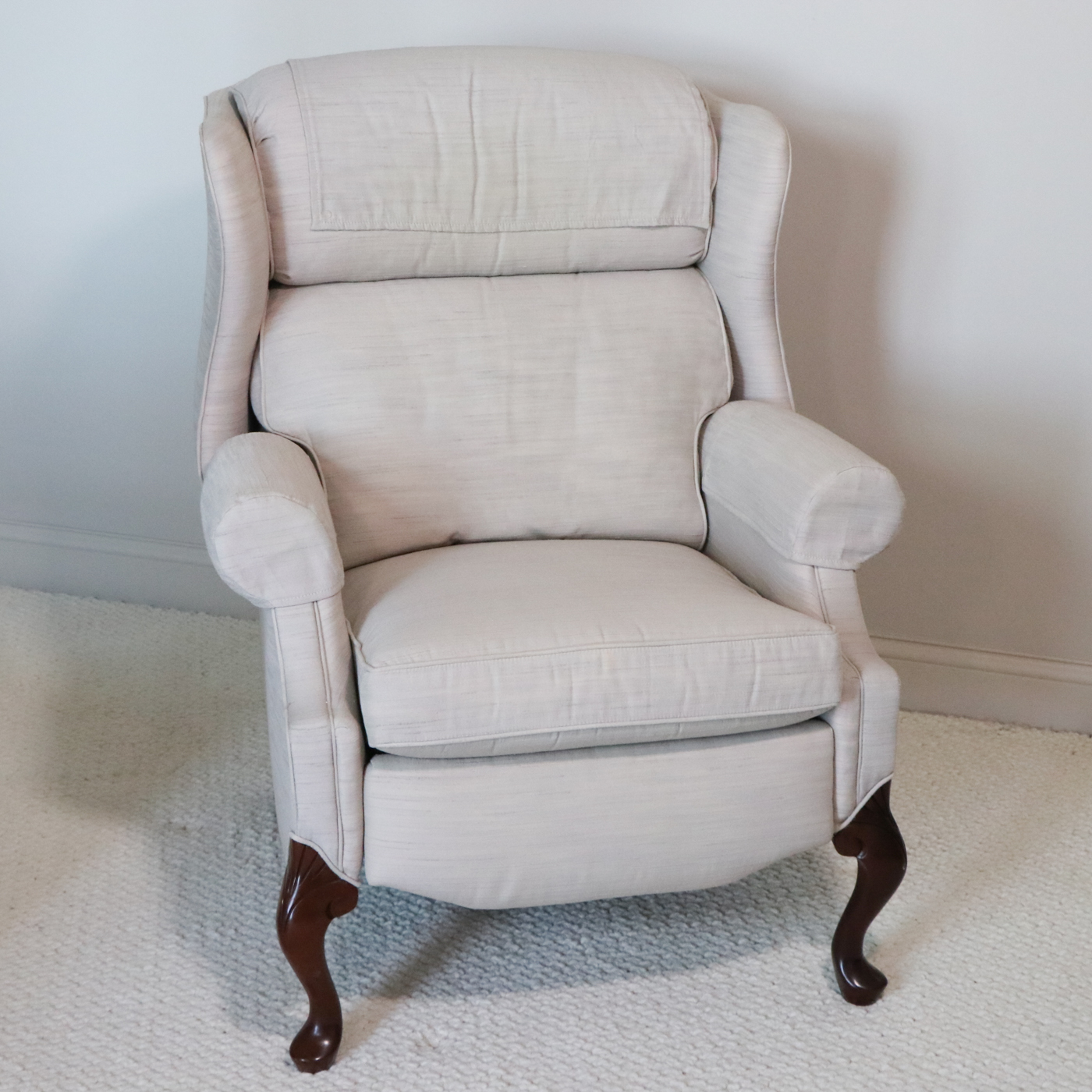 Queen Anne Style Wingback Recliner