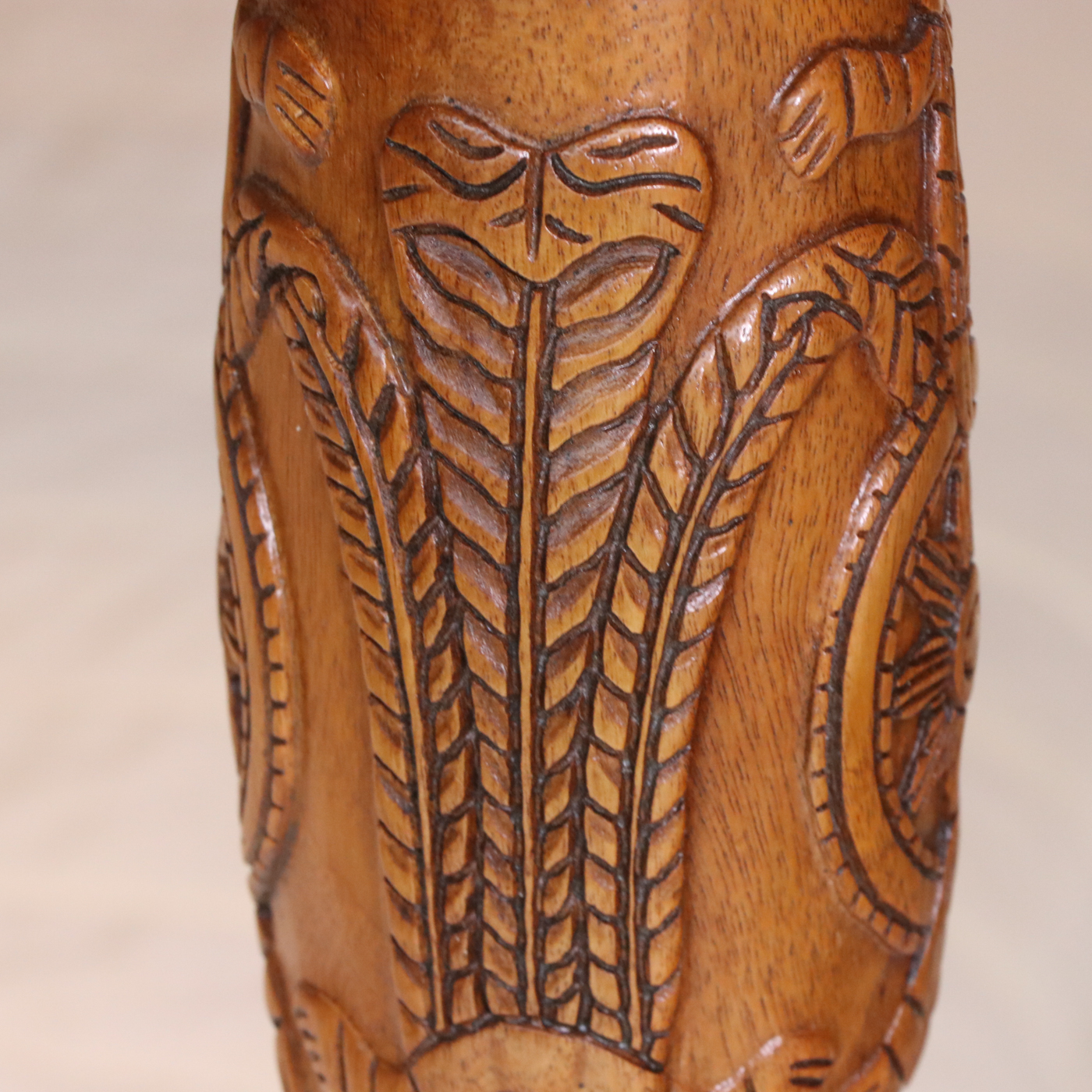 Henredon Natchez Collection Mahogany King Size Canopy Bed