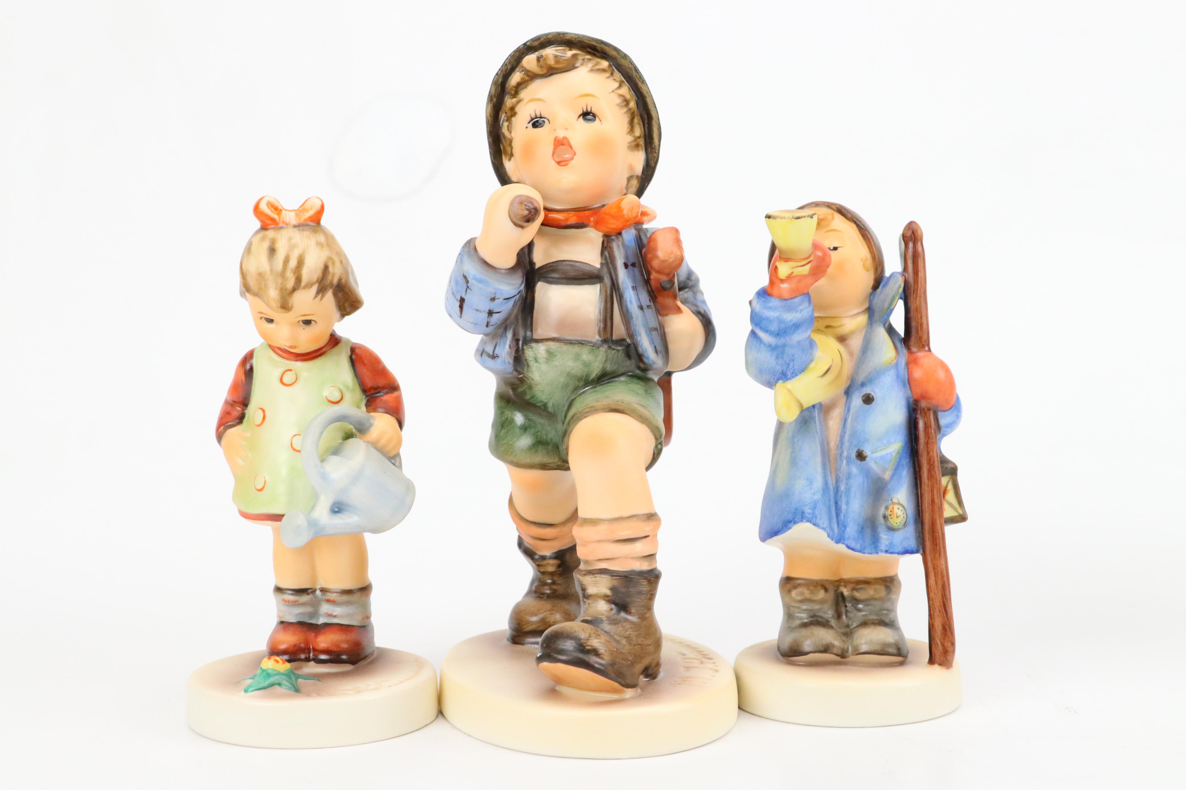 L. E. Smith Hummel Goose Girl Glass Figurine with Other Ceramic Hummel Figurines