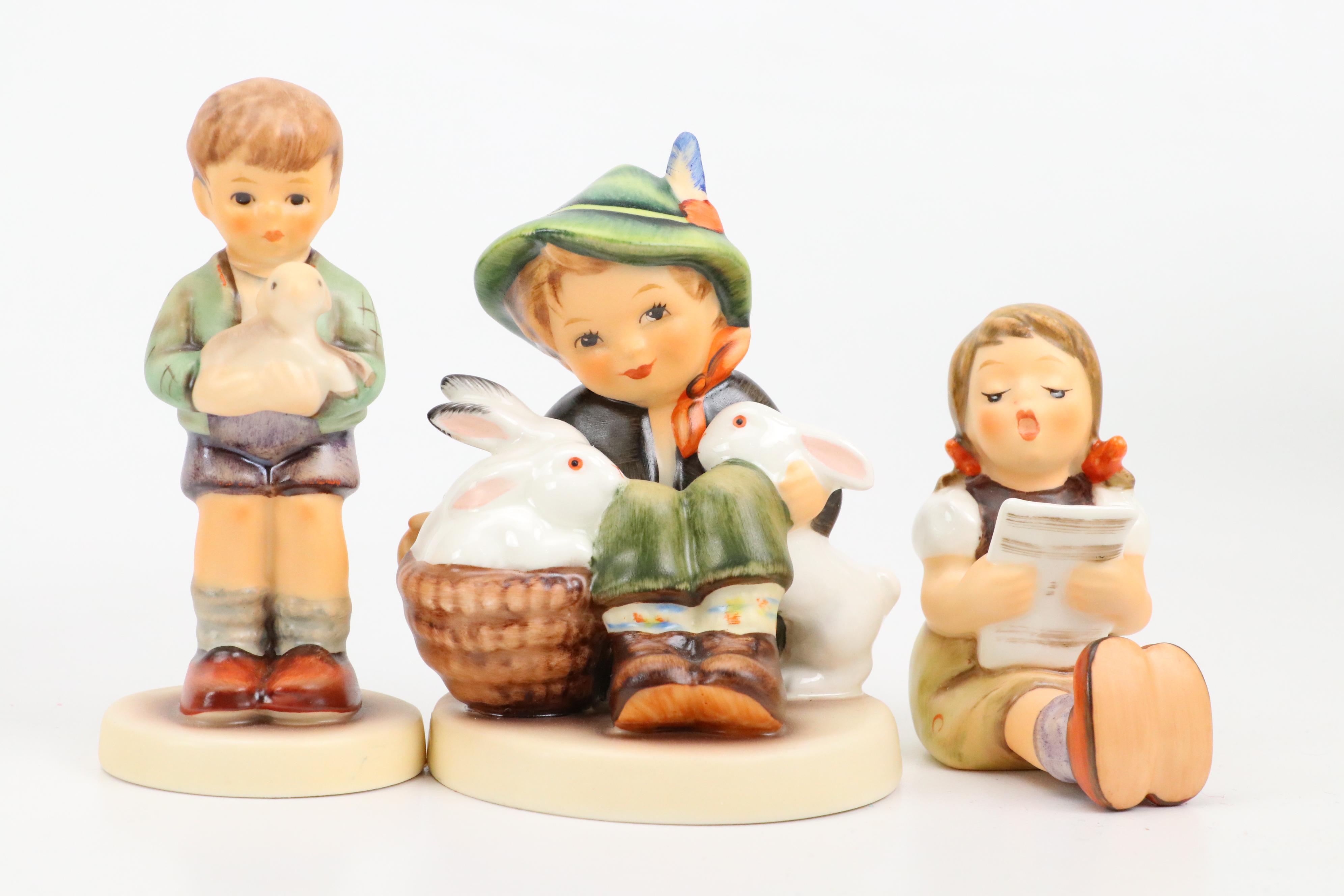 L. E. Smith Hummel Goose Girl Glass Figurine with Other Ceramic Hummel Figurines