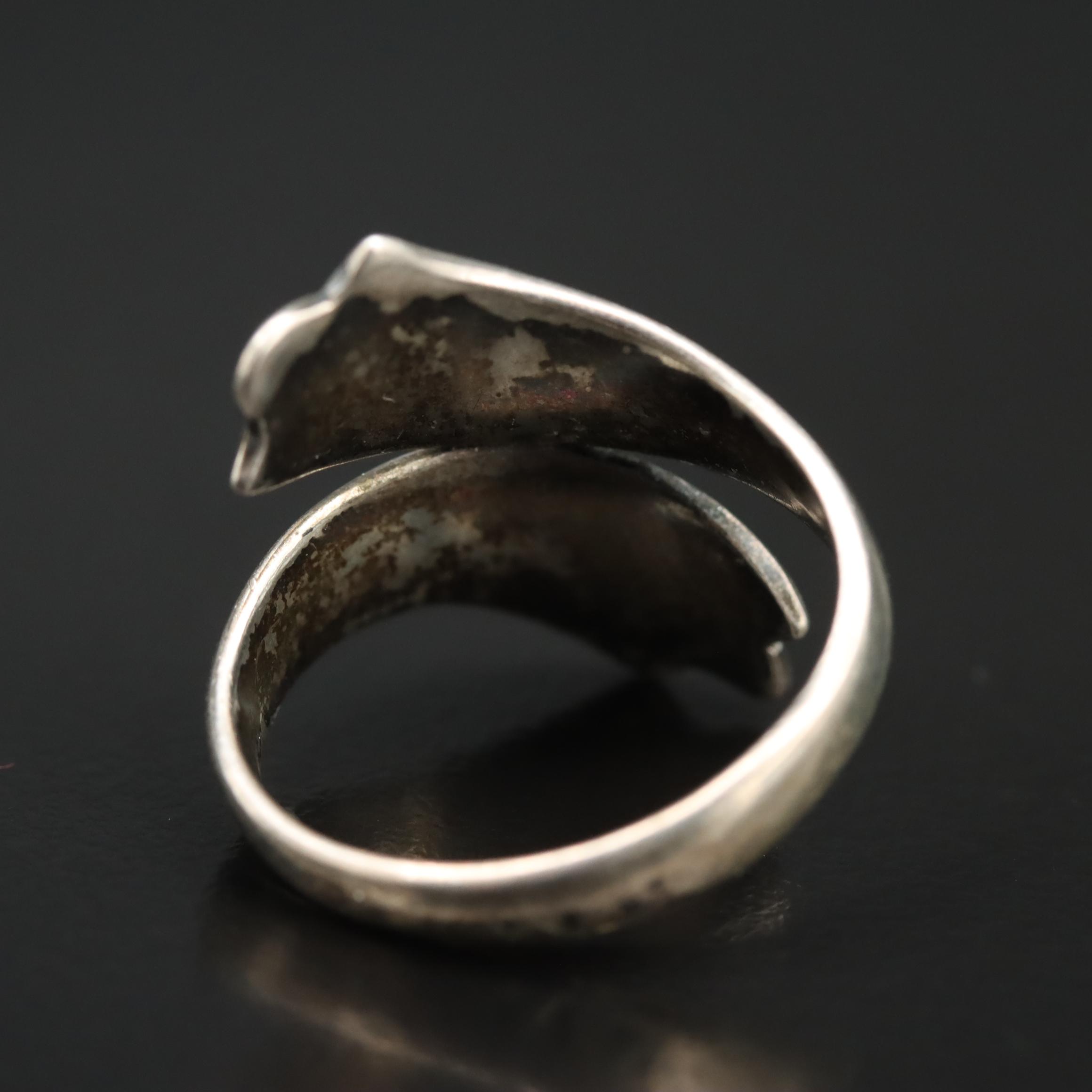 Vintage Siam Sterling Niello Dancer Bypass Ring