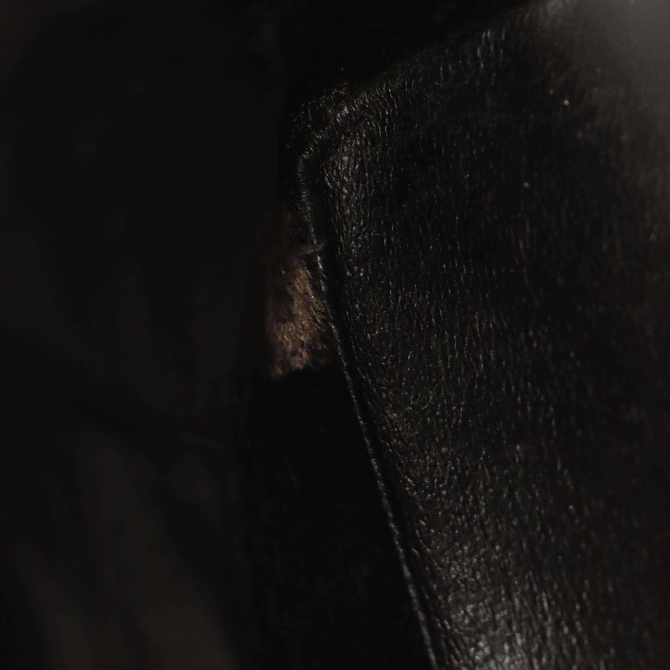 Chanel Medallion Tote Bag in CC Black Quilted Patent Leather