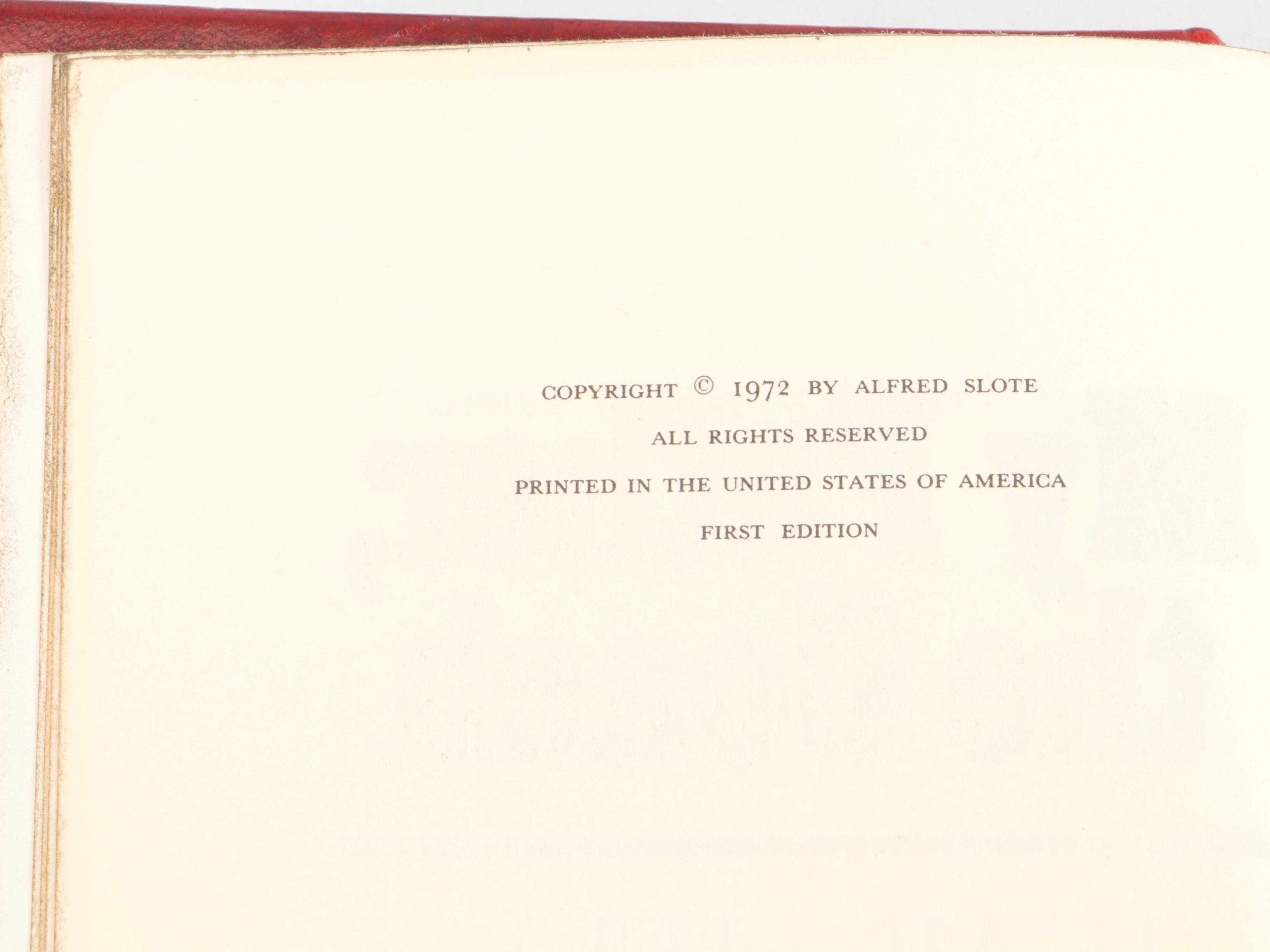 Rebound Fiction Books Including First Edition "Scarpetta" by Patricia Cornwell