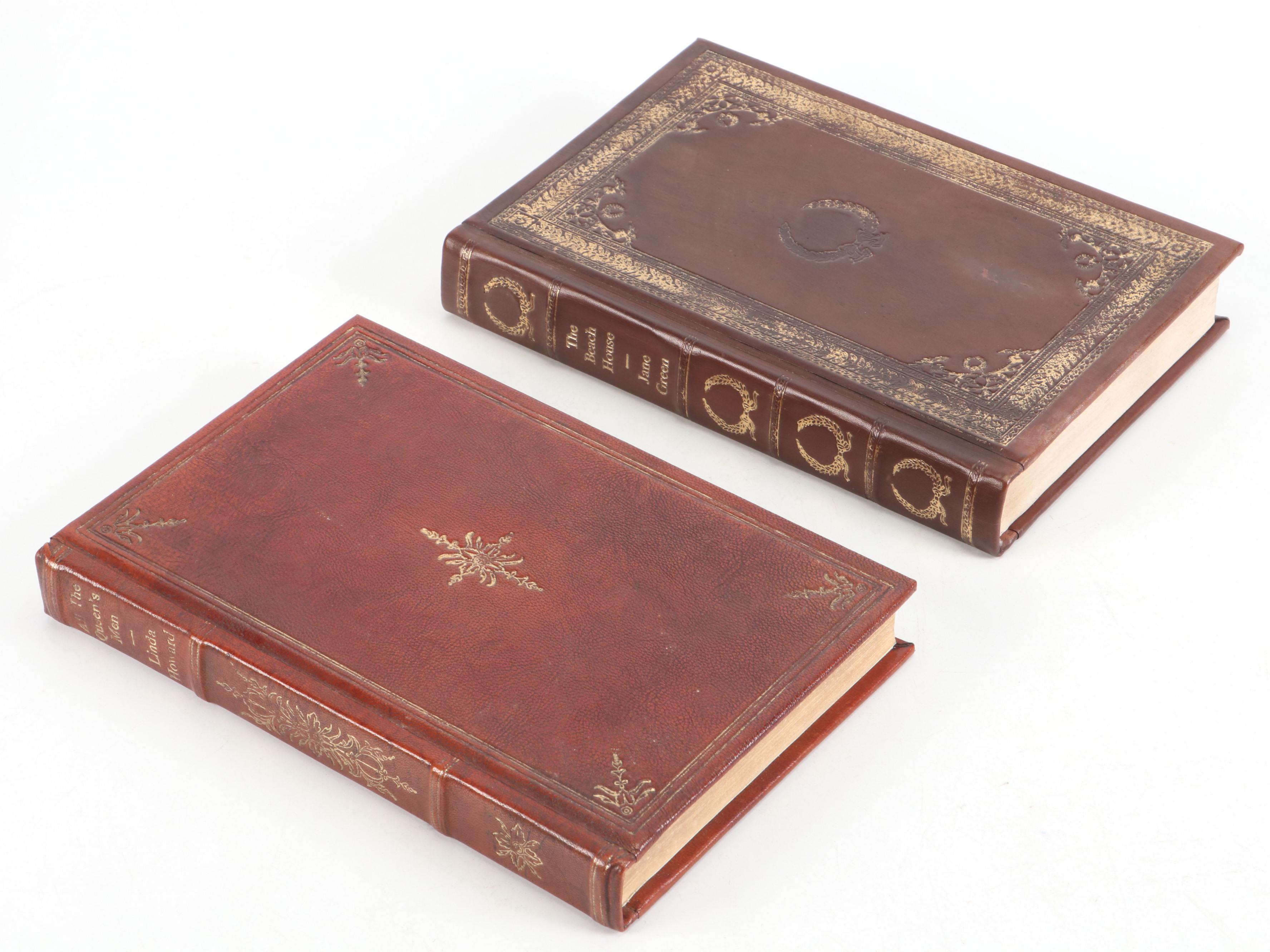 Rebound Fiction Books Including First Edition "Scarpetta" by Patricia Cornwell