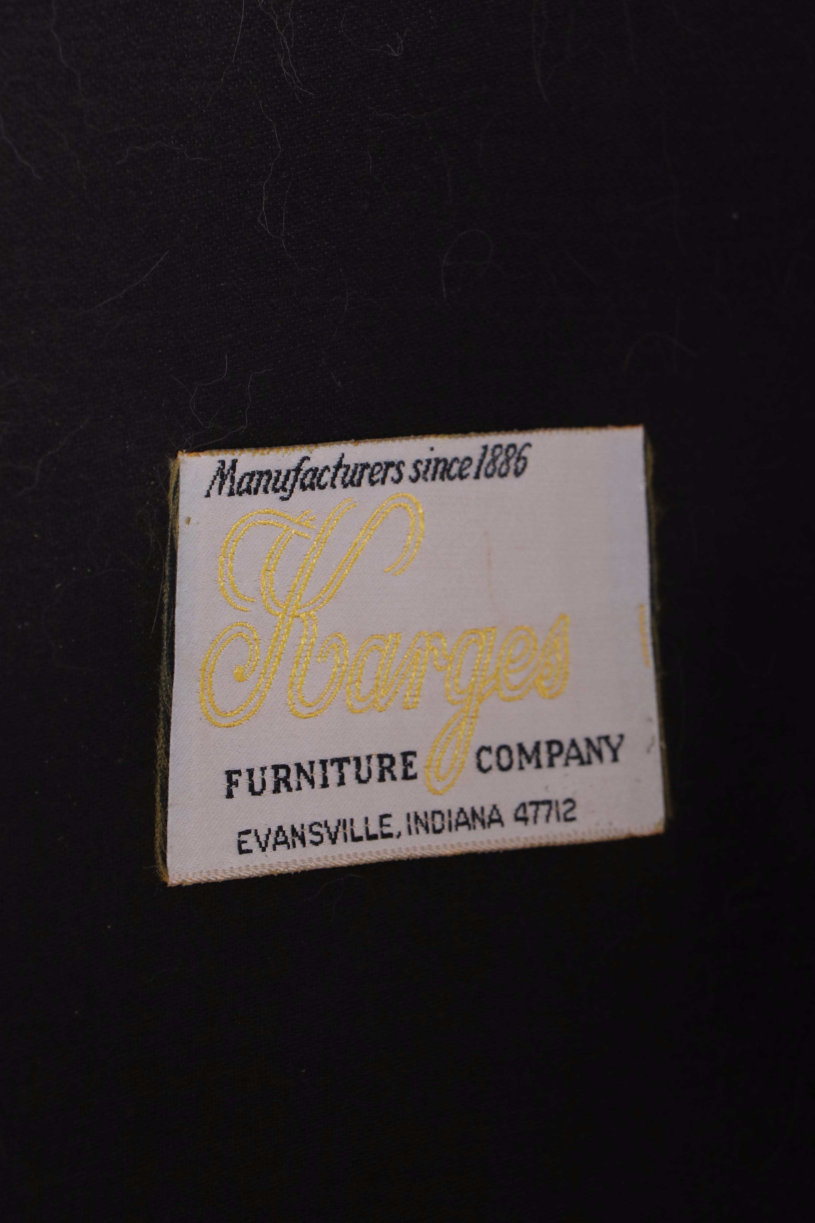 Karges Queen Anne Style Dining Table and Chairs