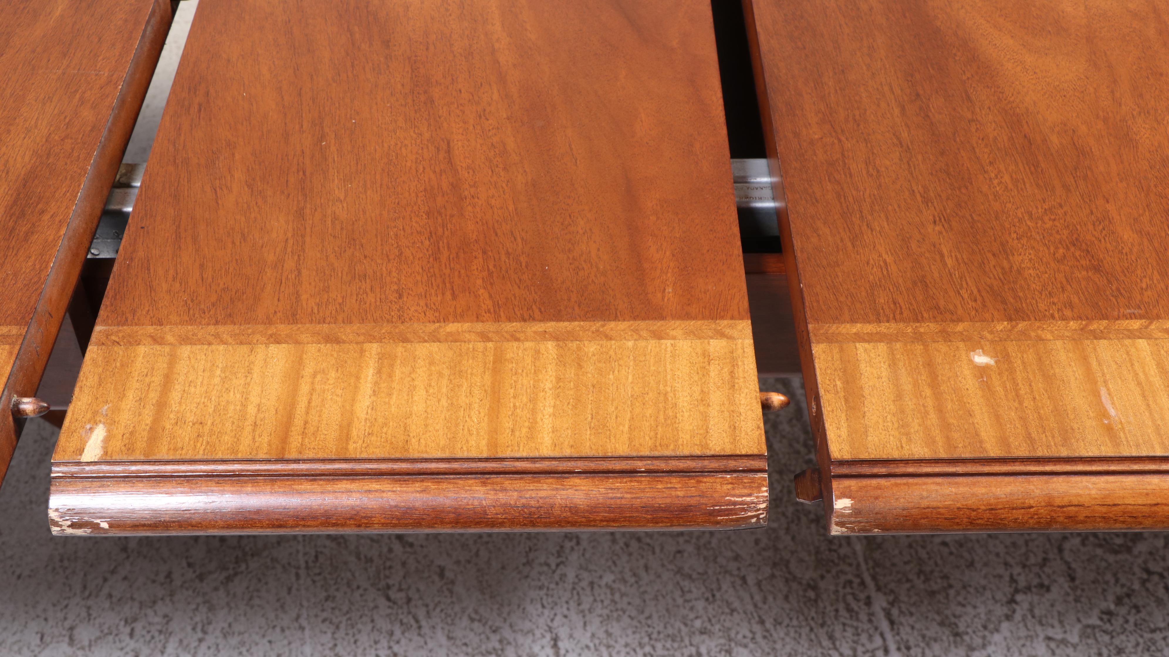 Karges Queen Anne Style Dining Table and Chairs