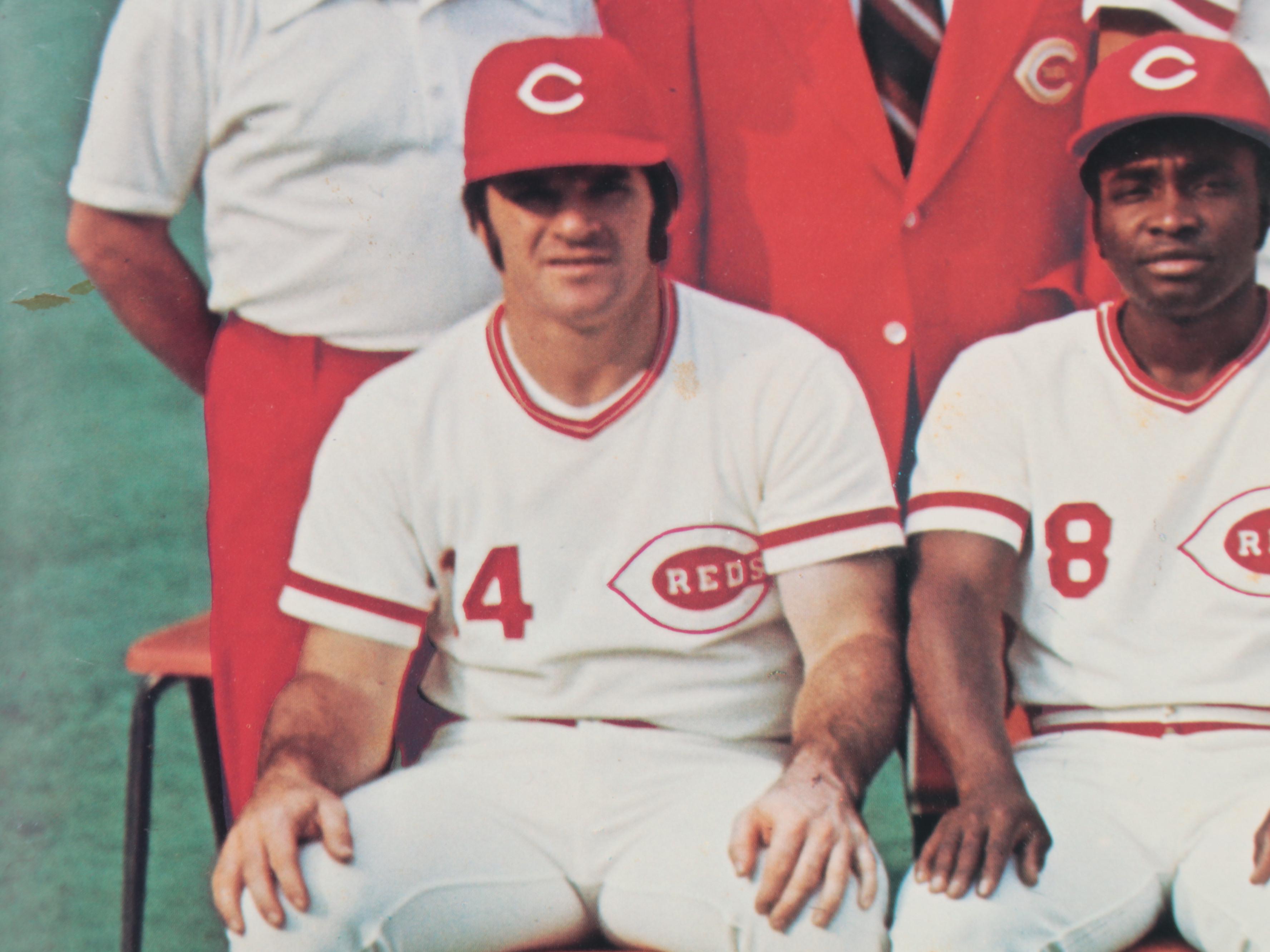 Cincinnati Reds Posters and Mini Bat Featuring Pete Rose and More