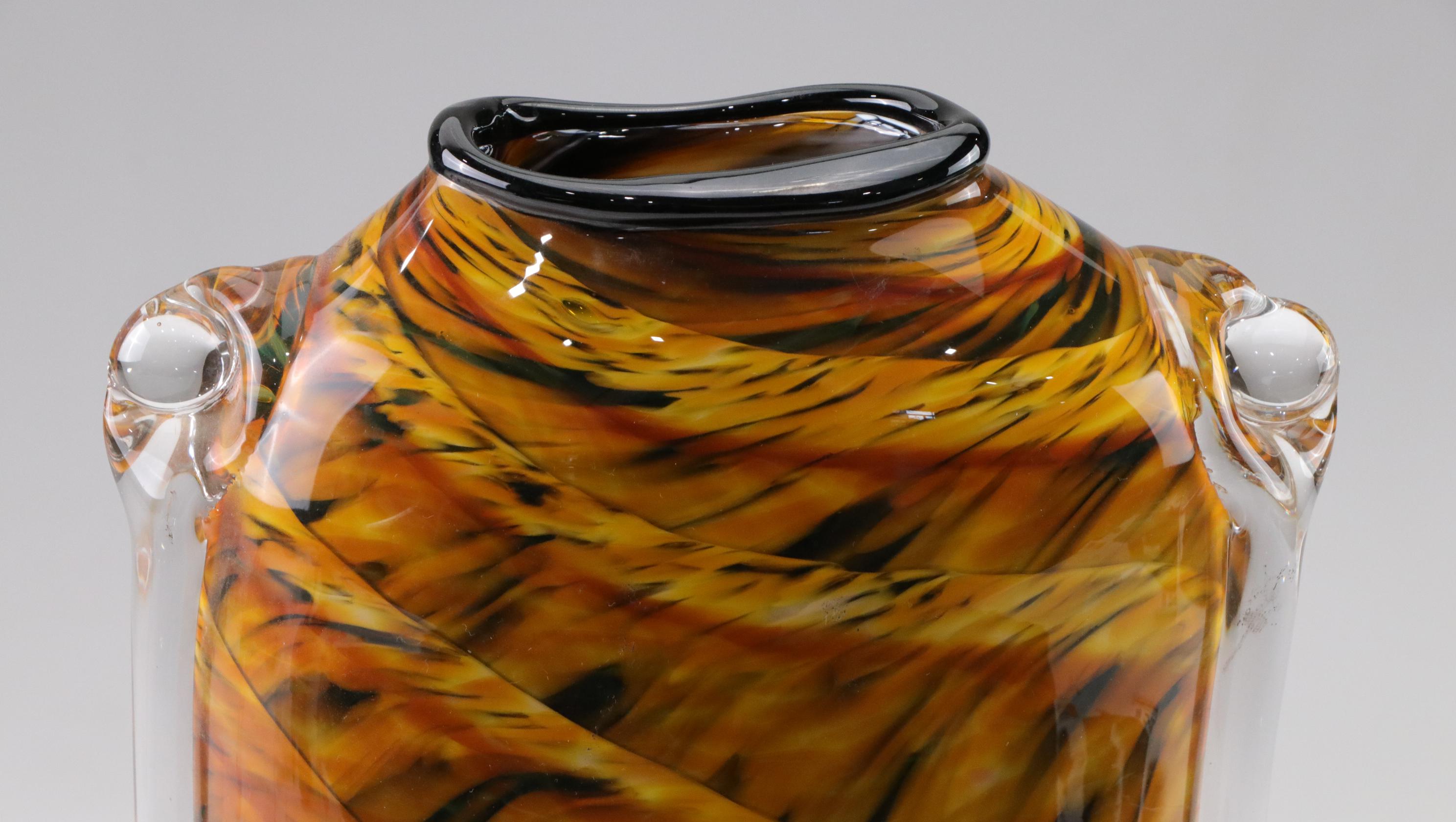 Tom Philabaum Handblown Art Glass Vase