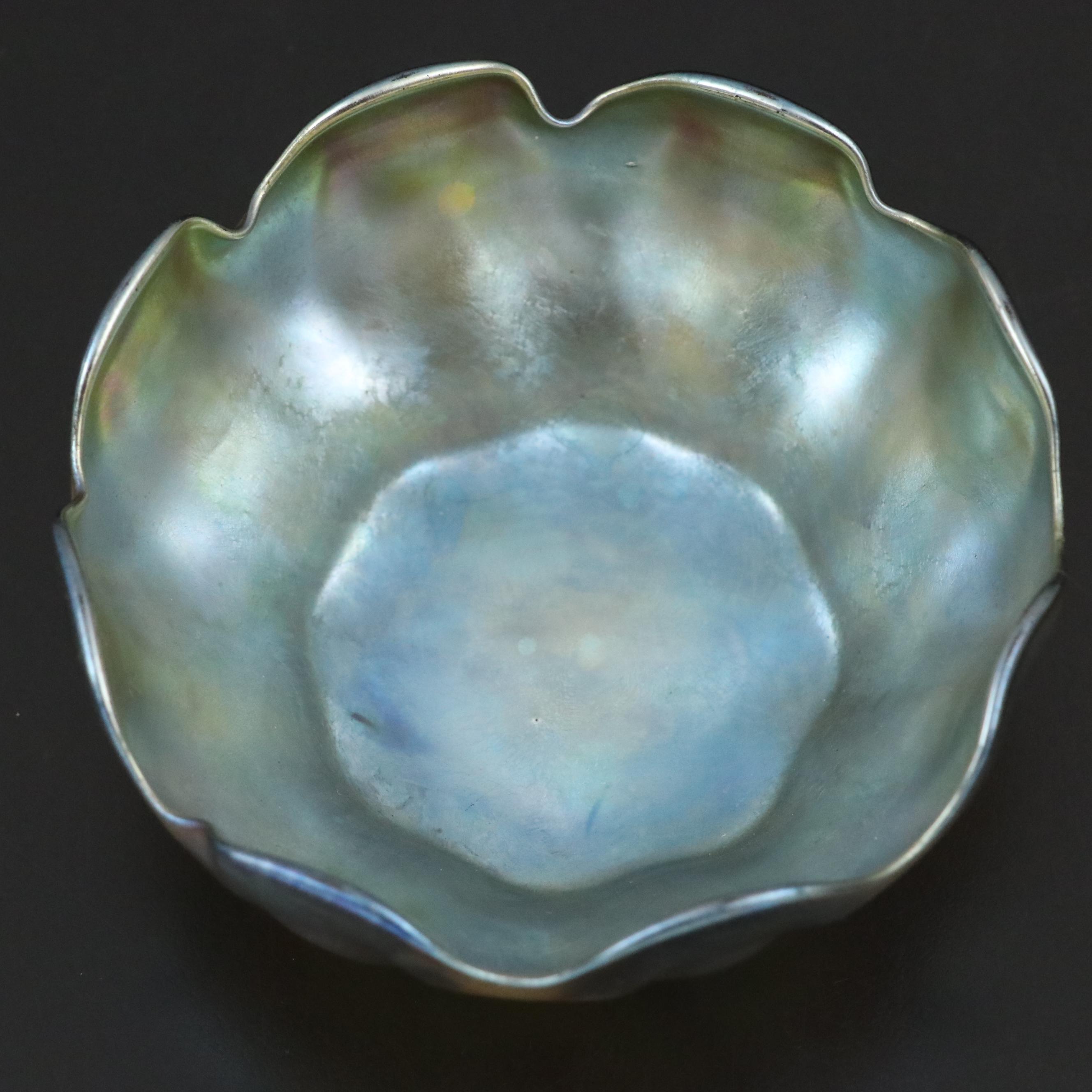 Louis Comfort Tiffany Favrile Glass Bowl and Underplate, Early 20th Century
