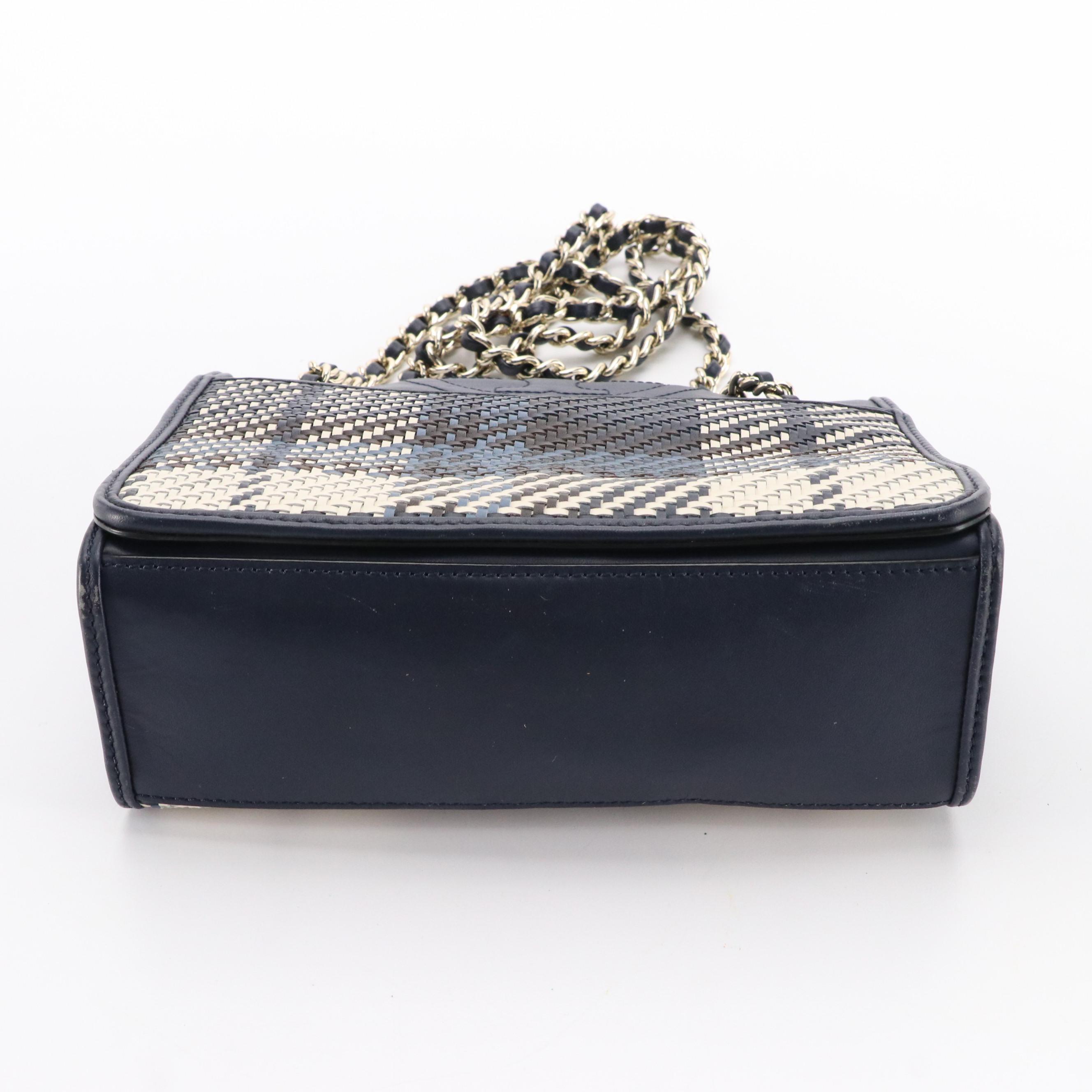 Tory Burch Alexa Chain Shoulder Bag in Woven and Smooth Leather