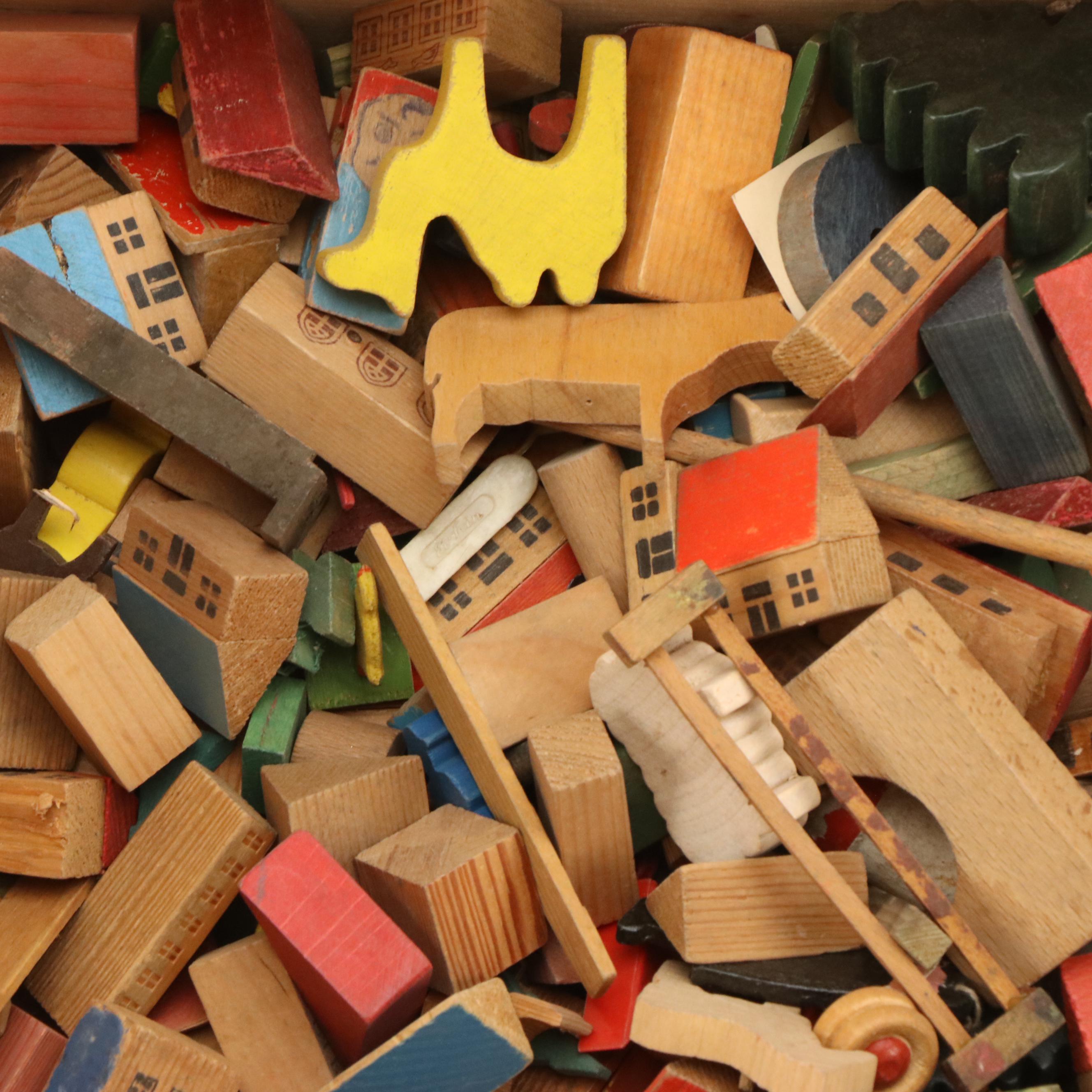 Handcrafted Wooden Toy Blocks with Haeberlein Metzger Box