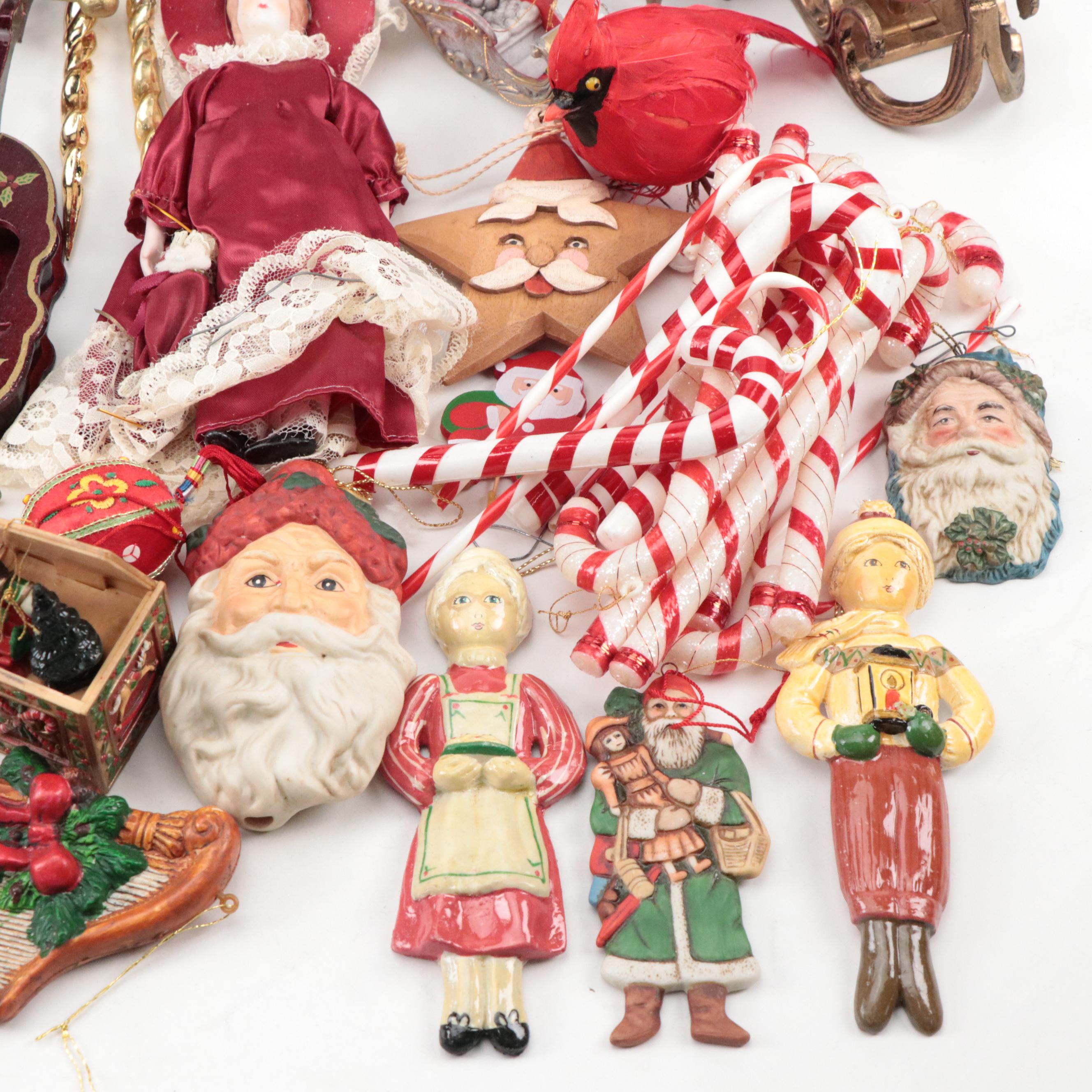 Santa Claus Figurines, Ornaments and More
