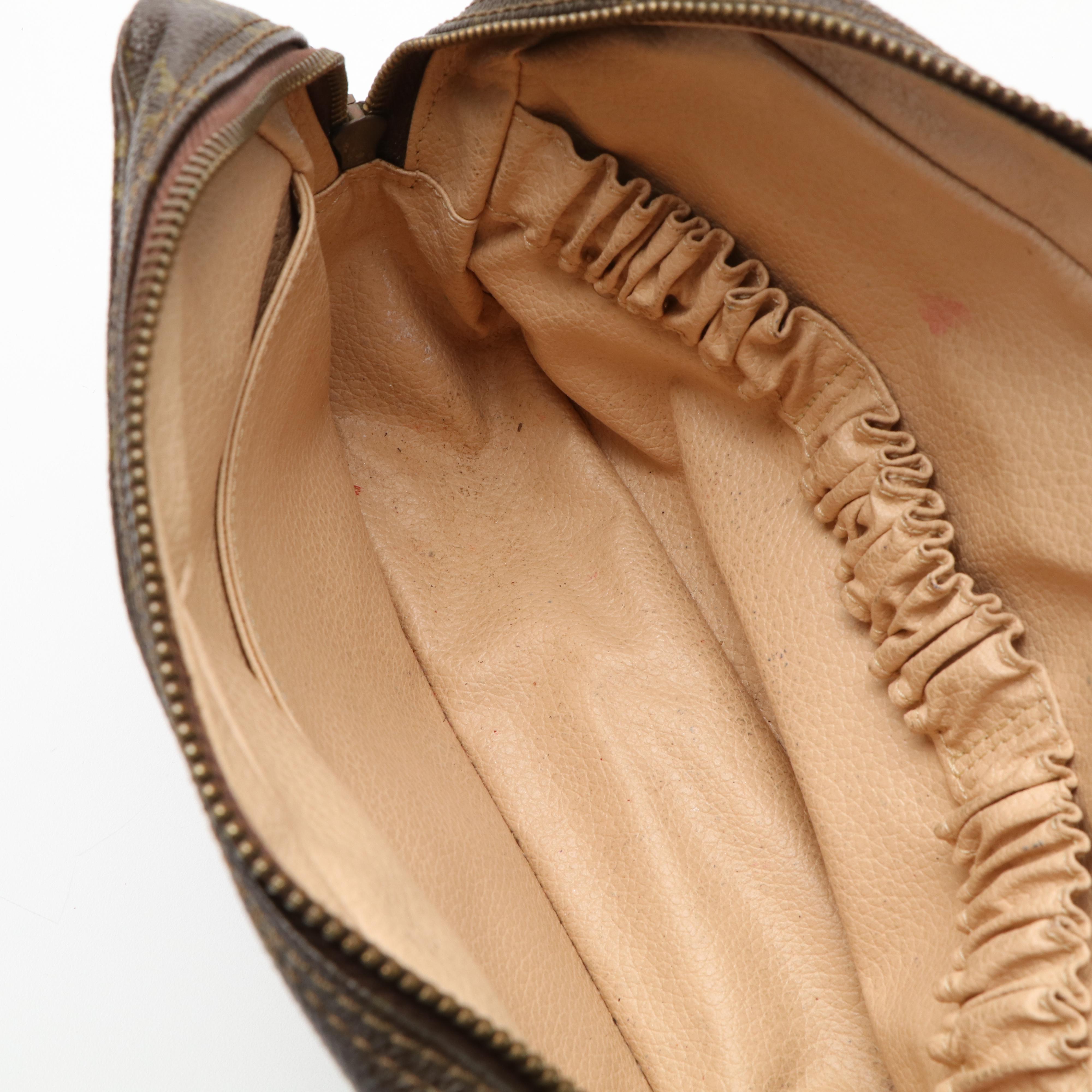 Louis Vuitton Trousse Toilette 23 in Monogram Canvas