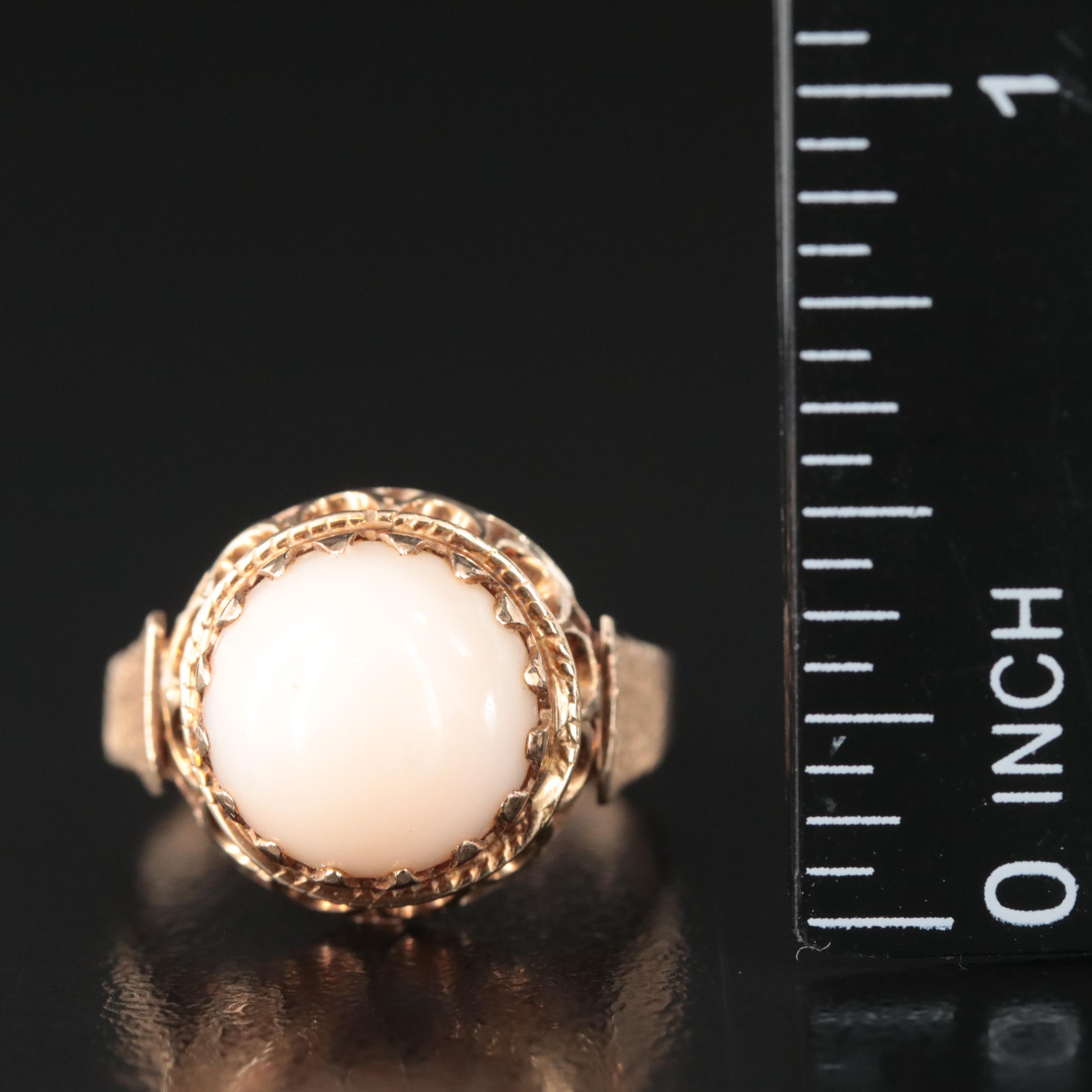 Vintage 14K Coral Ring