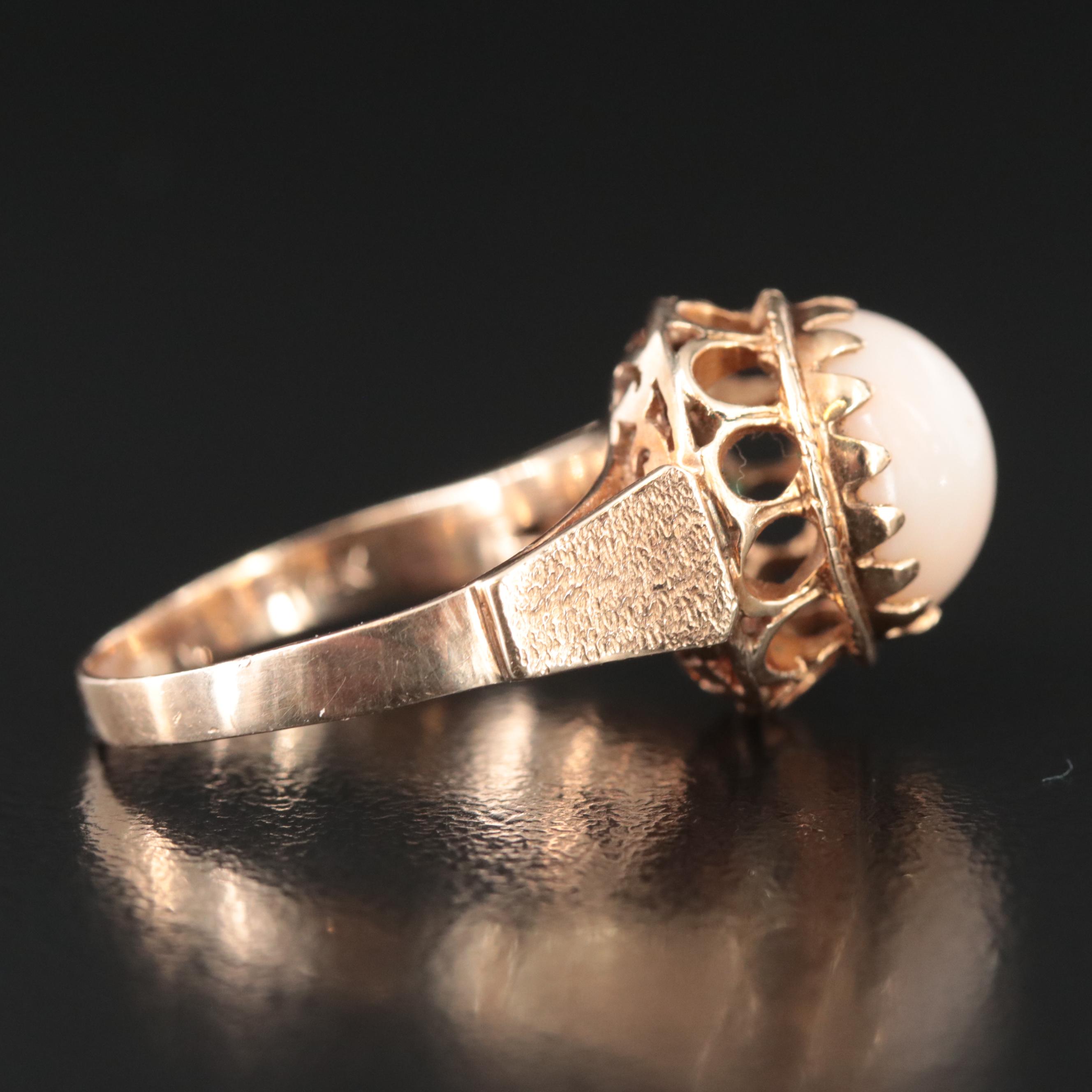 Vintage 14K Coral Ring