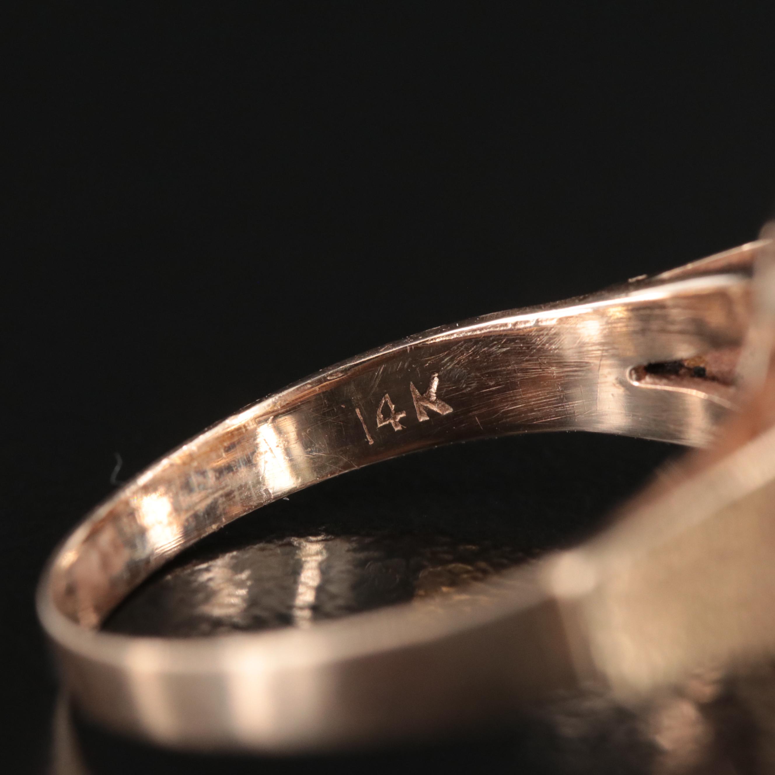 Vintage 14K Coral Ring