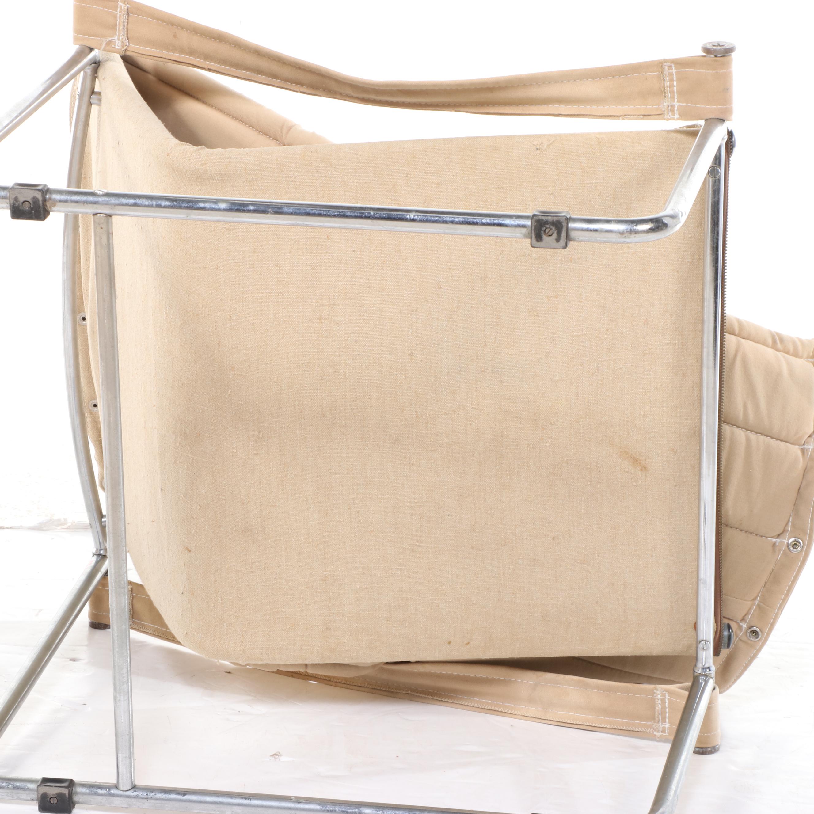 Pair of Viliam Chlebo T2407 Canvas Lounge Chairs, Late 20th Century