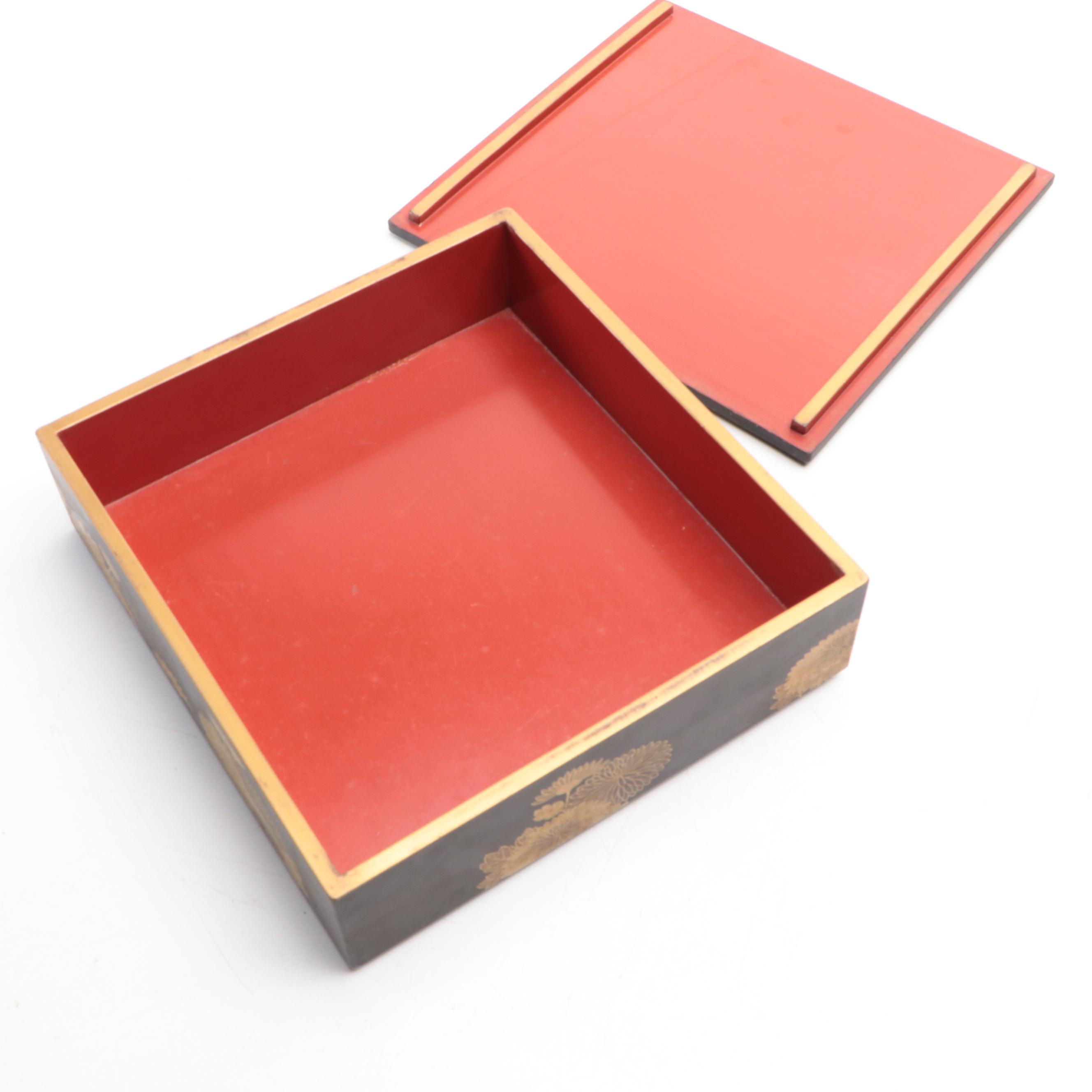 Japanese Jubako Gold and Black Lacquerware Stacking Box Set