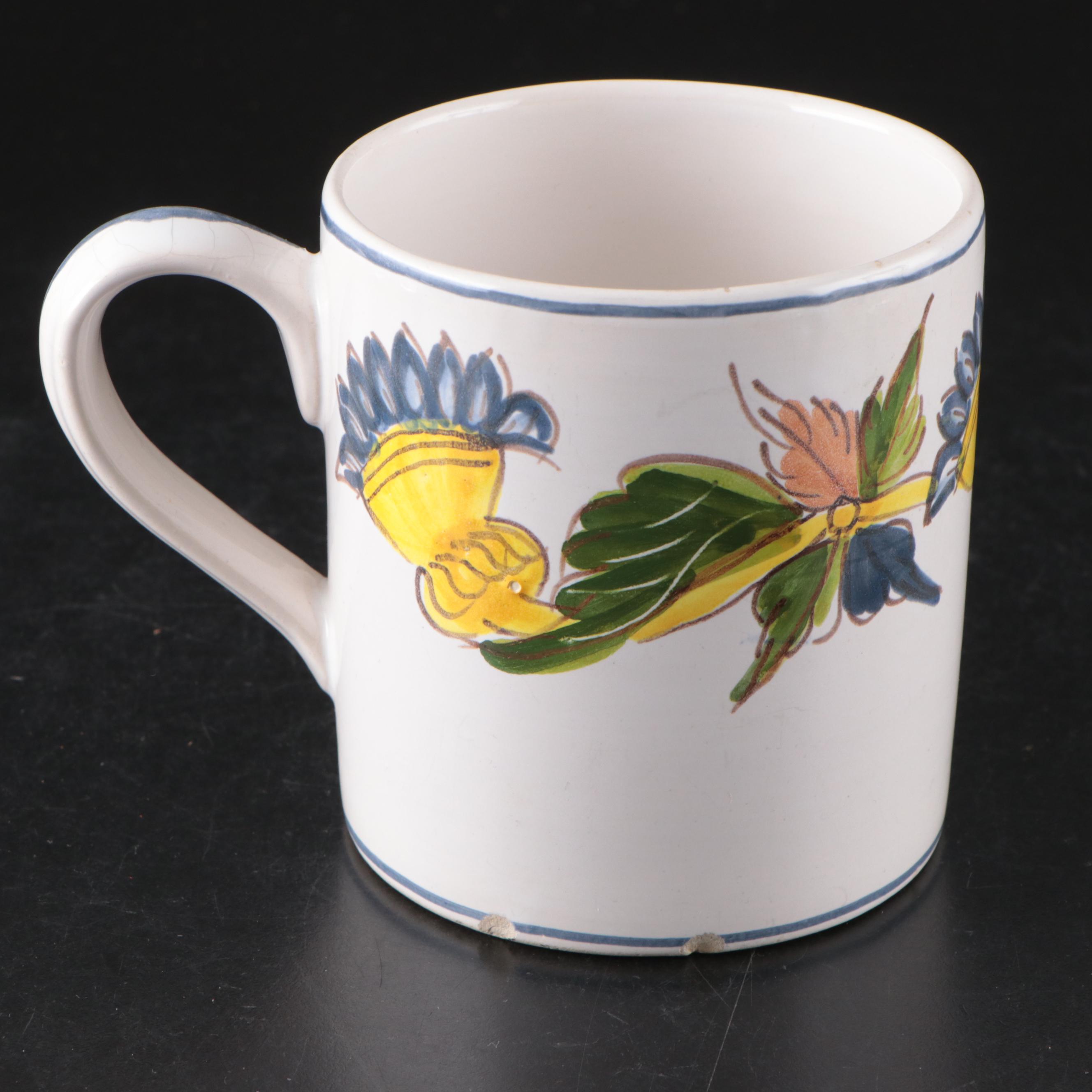 Pyrex Glass Measuring Cups with Stainless Steel Utensils and Table Accessories