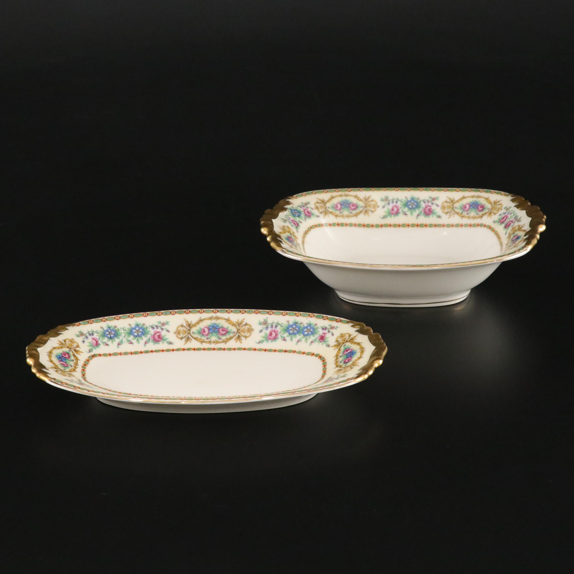 Guerin Pouyat Elite Limoges Porcelain Dinner Service, Early 20th Century