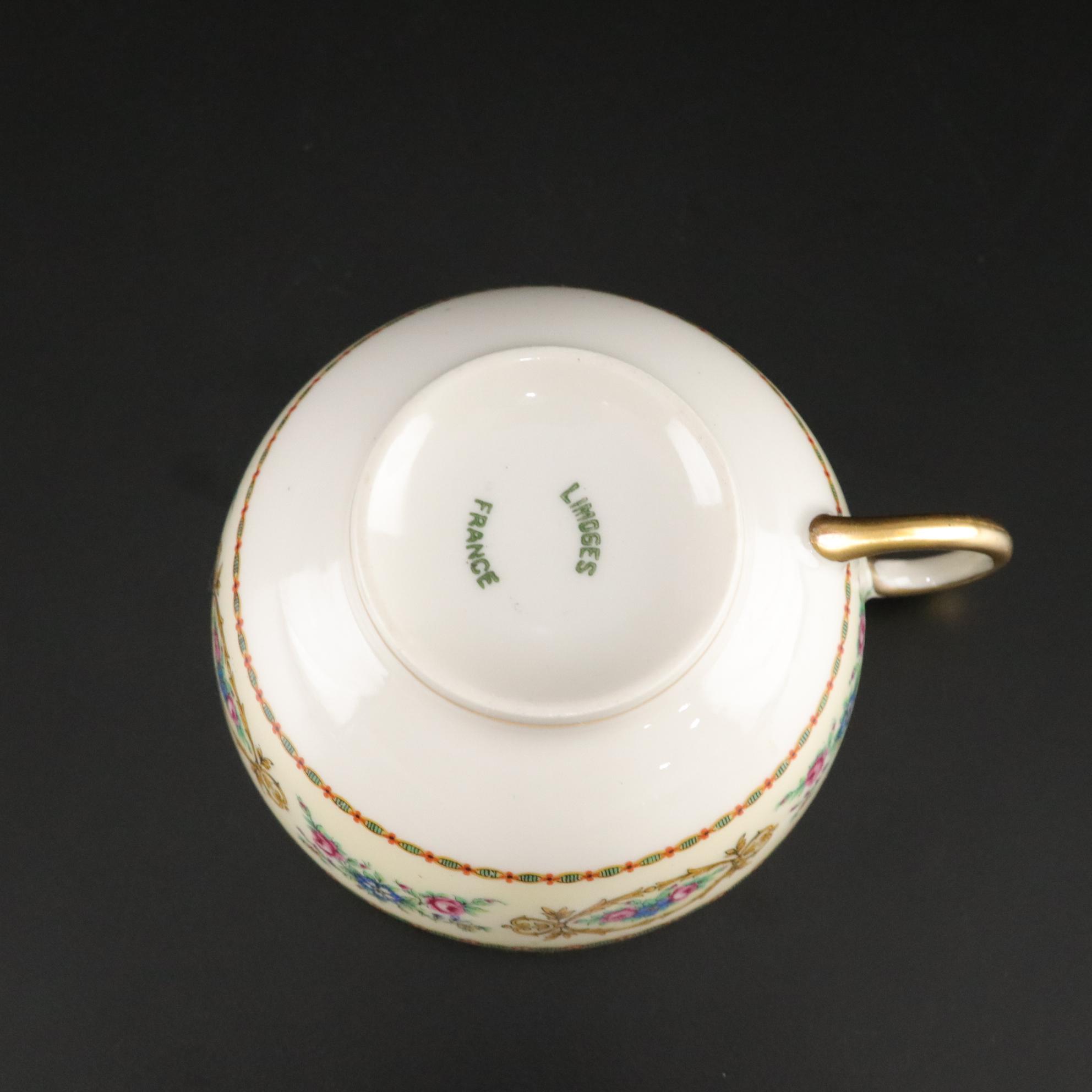 Guerin Pouyat Elite Limoges Porcelain Dinner Service, Early 20th Century