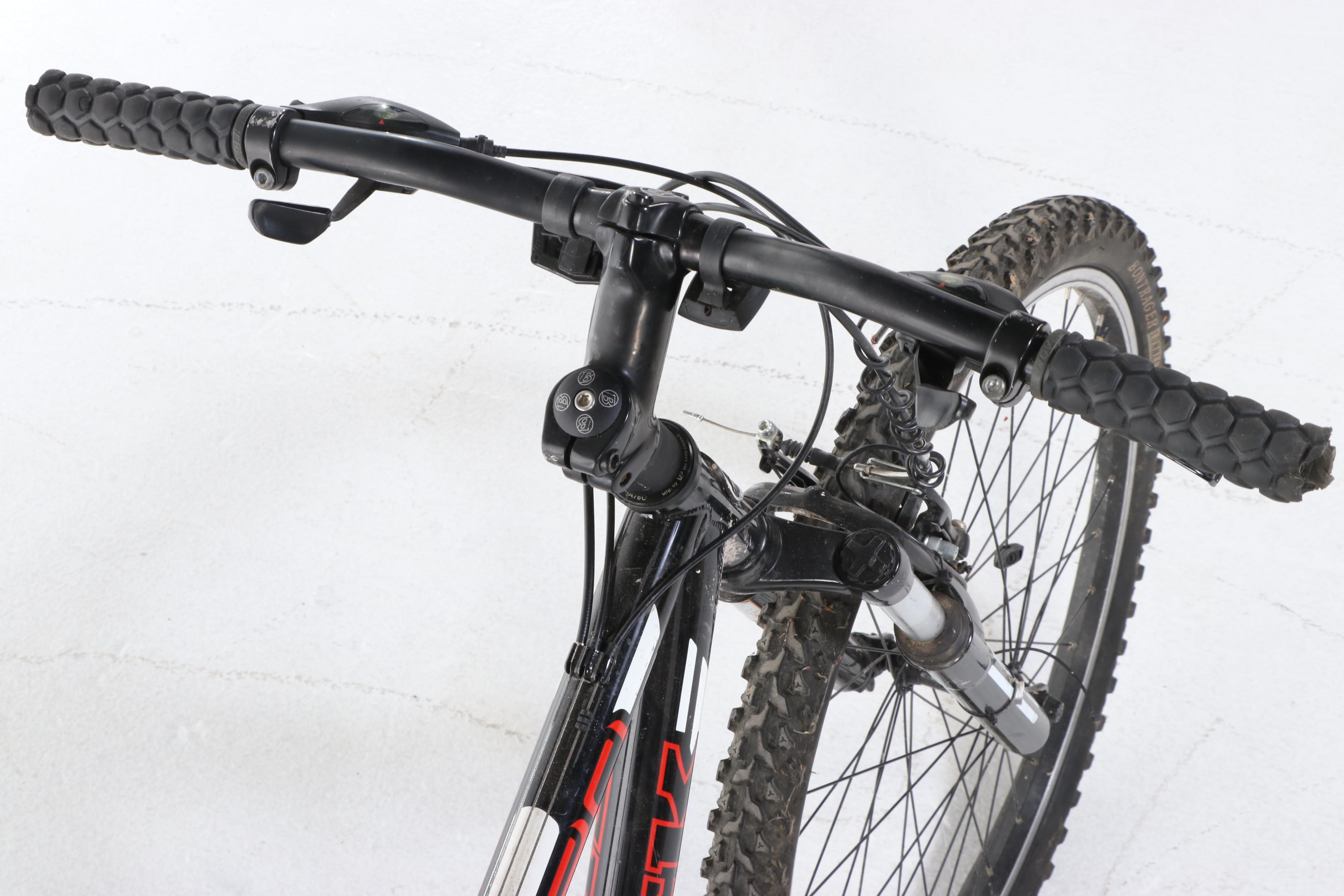 Trek ST 820 Mountain Bicycle