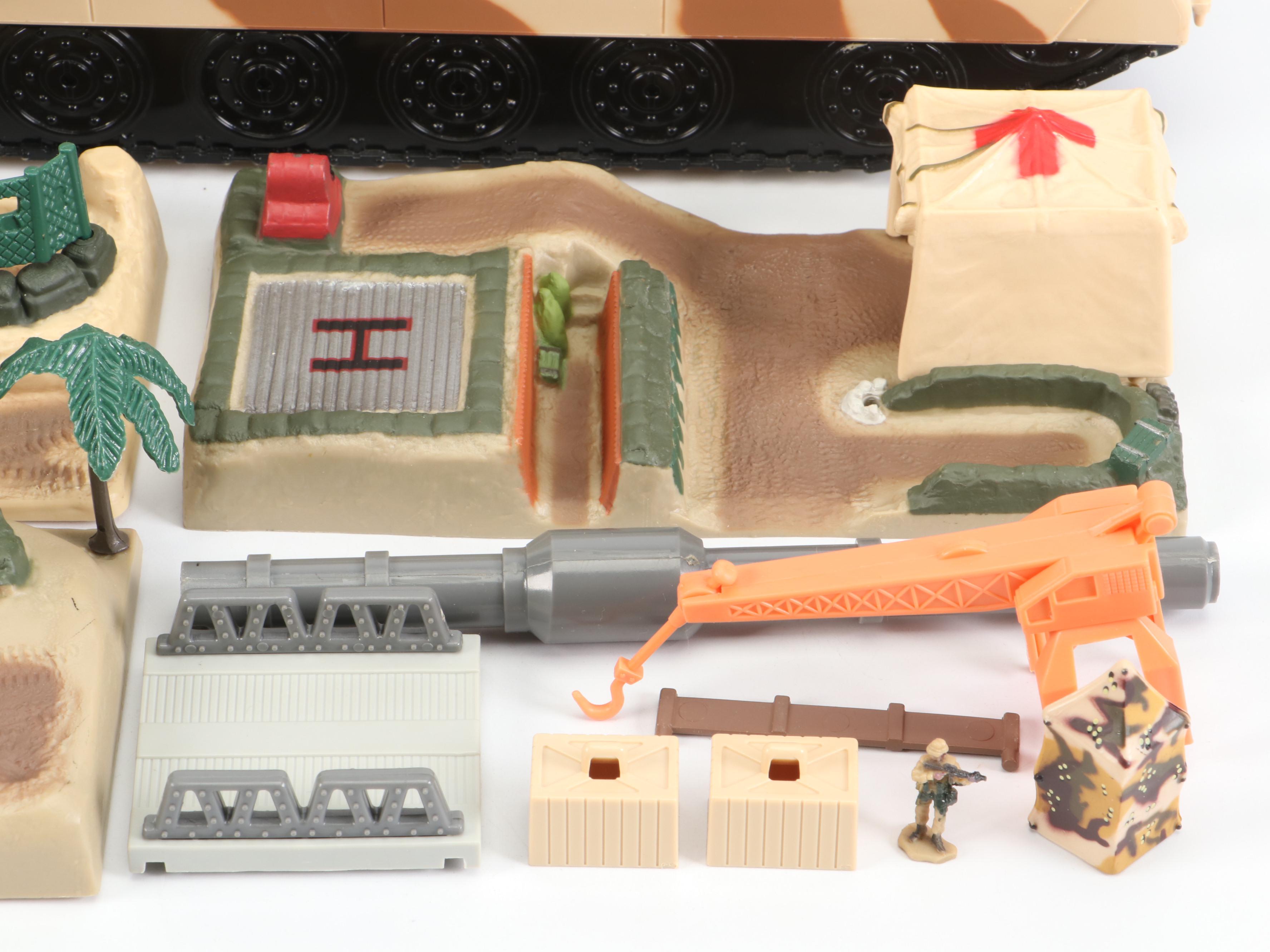 Lewis Galoob Toys Micro Machines USMC Military Battle Tank Playset and More 1990