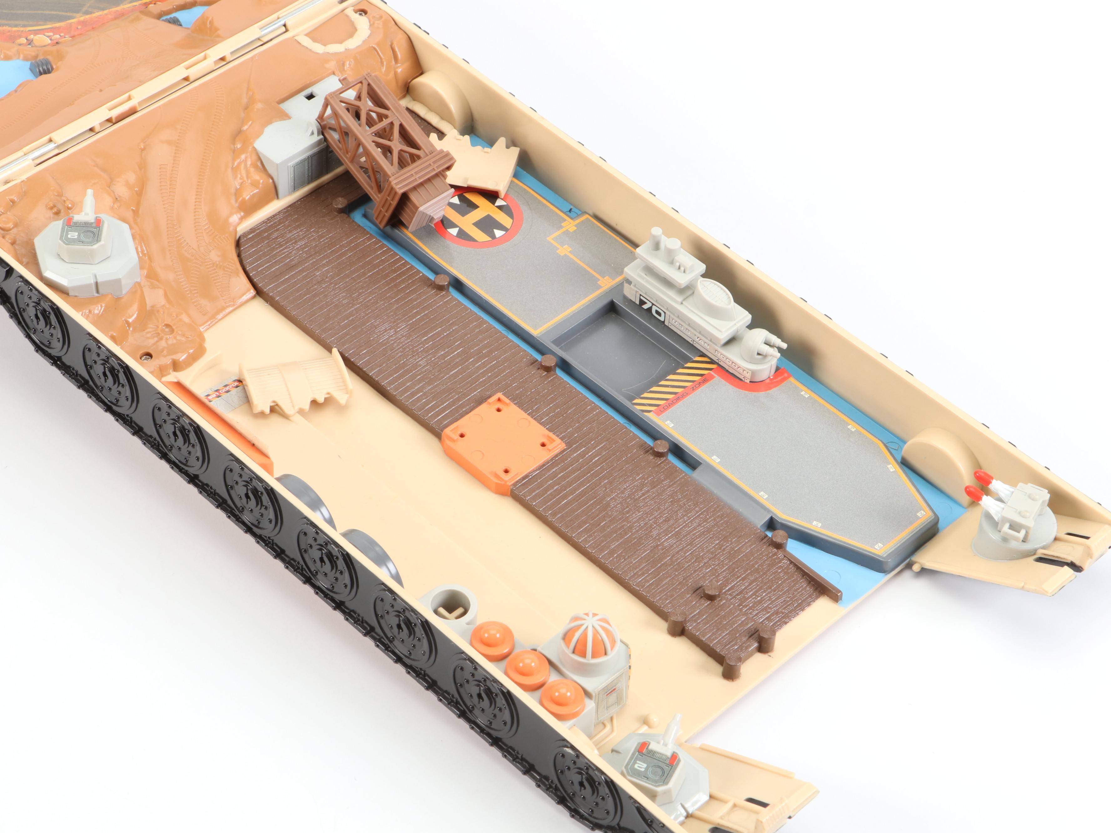 Lewis Galoob Toys Micro Machines USMC Military Battle Tank Playset and More 1990