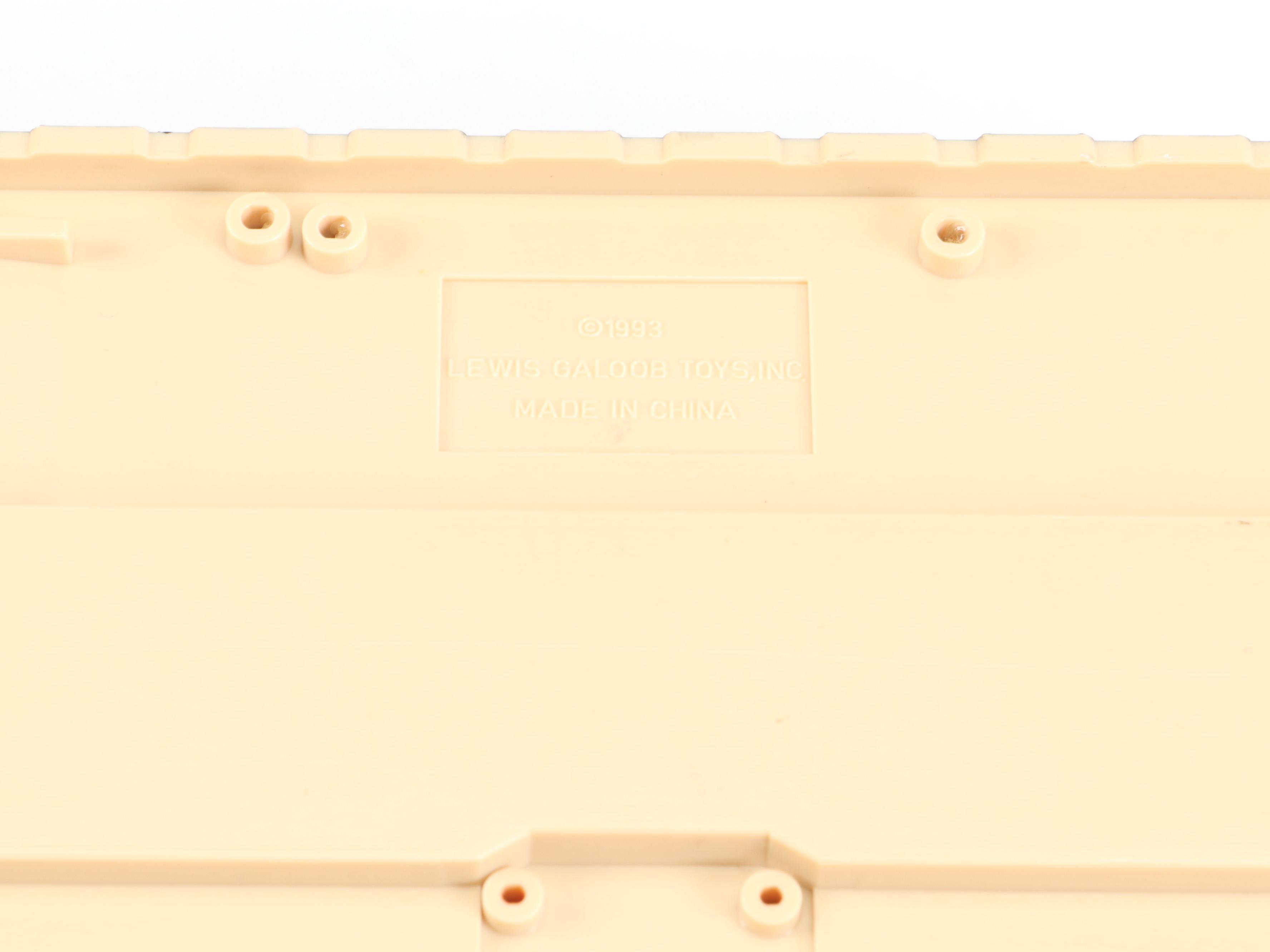 Lewis Galoob Toys Micro Machines USMC Military Battle Tank Playset and More 1990