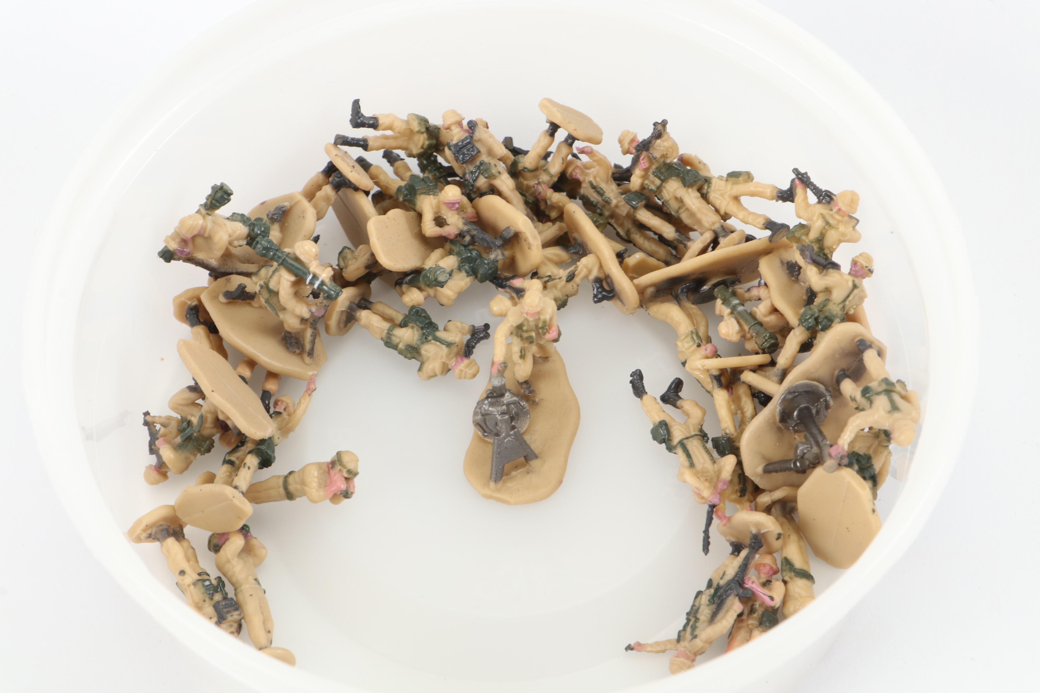 Lewis Galoob Toys Micro Machines USMC Military Battle Tank Playset and More 1990