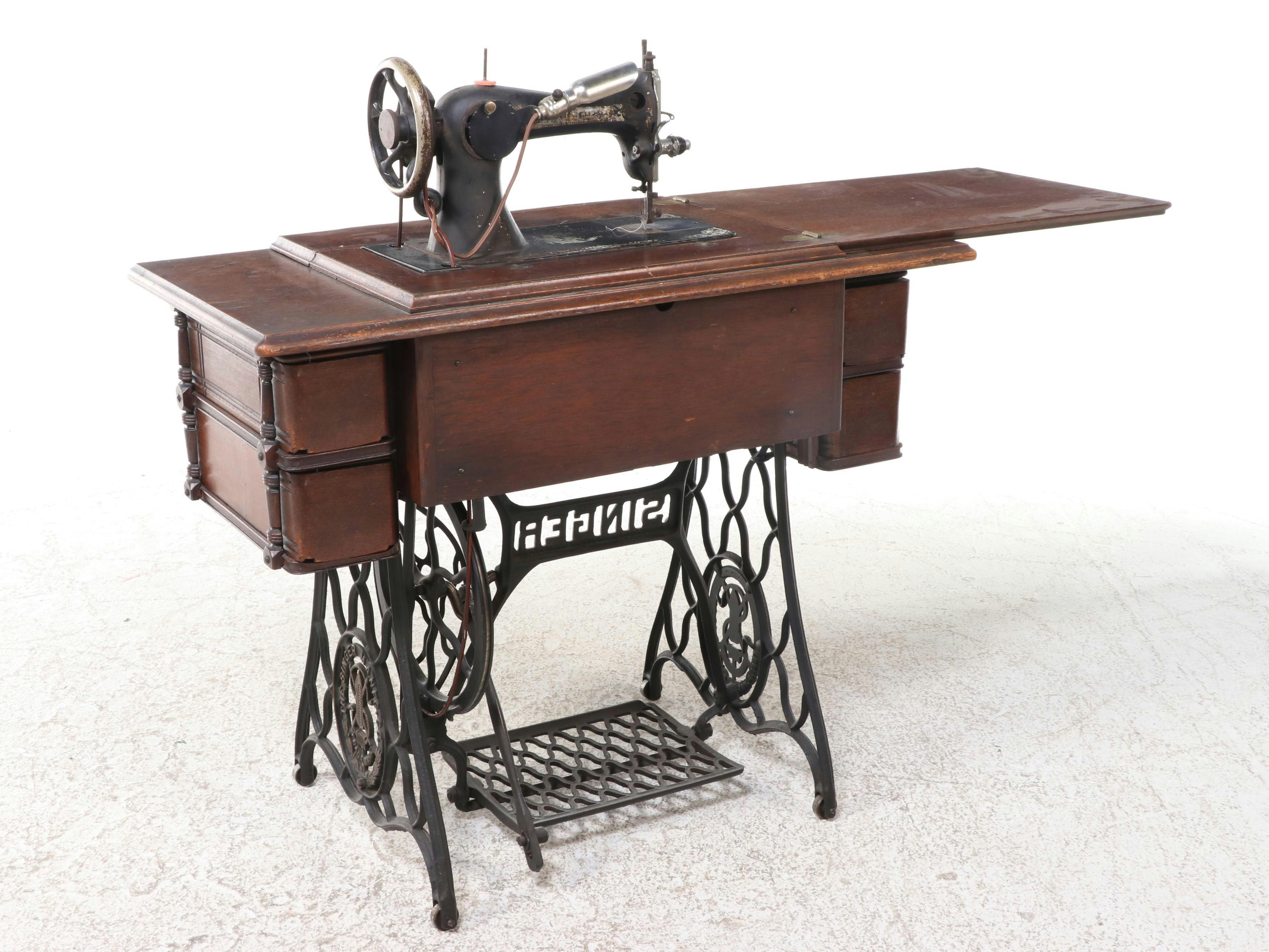 Singer Antique Sewing Machine with Treadle Table, Circa 1906