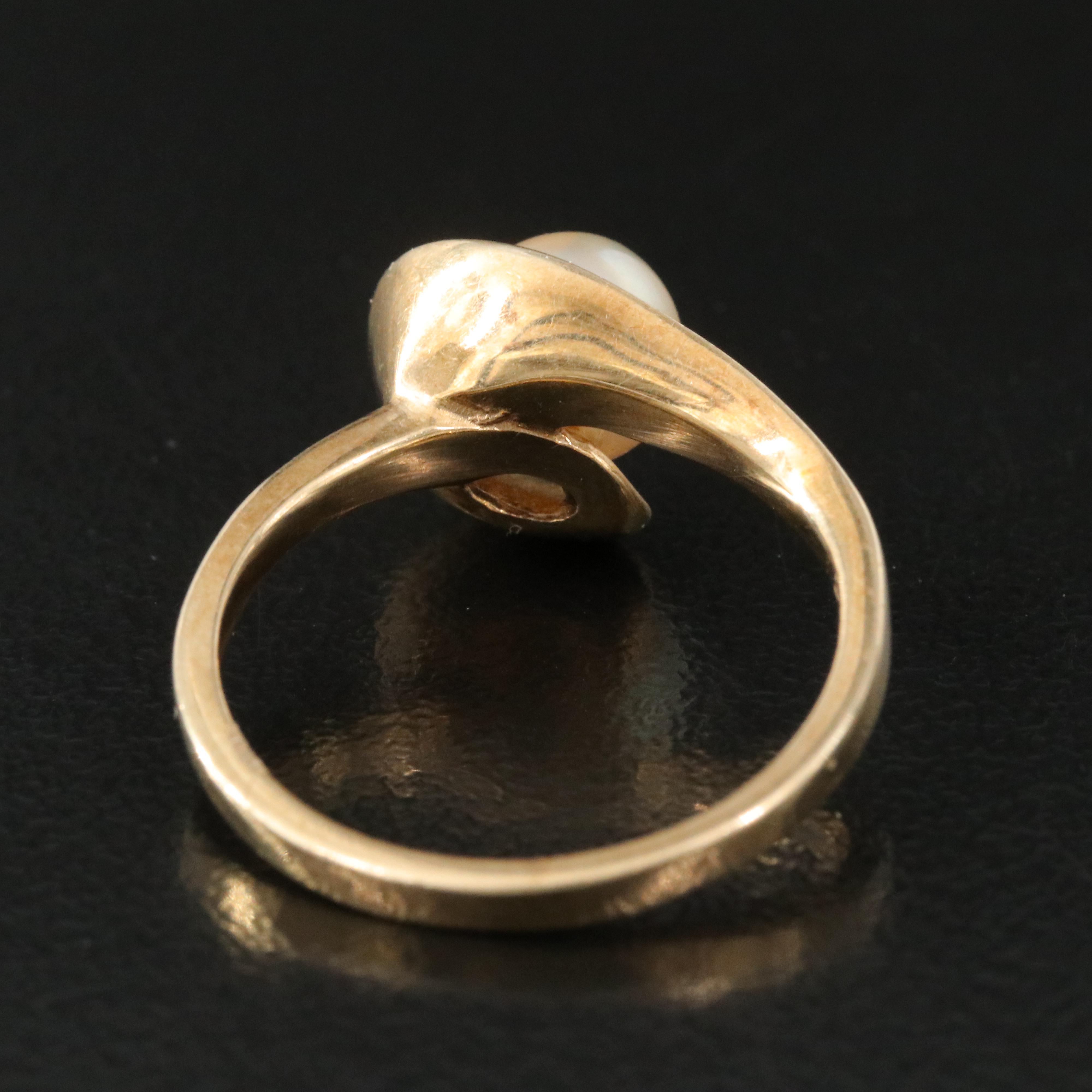 10K Pearl Tapered Ring