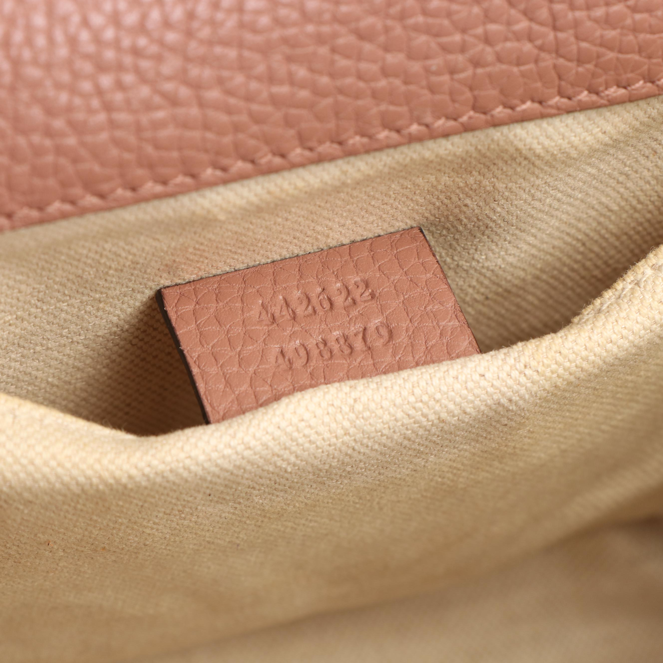 Gucci GG Marmont Shoulder Bag in Dusty Pink Pebbled Leather
