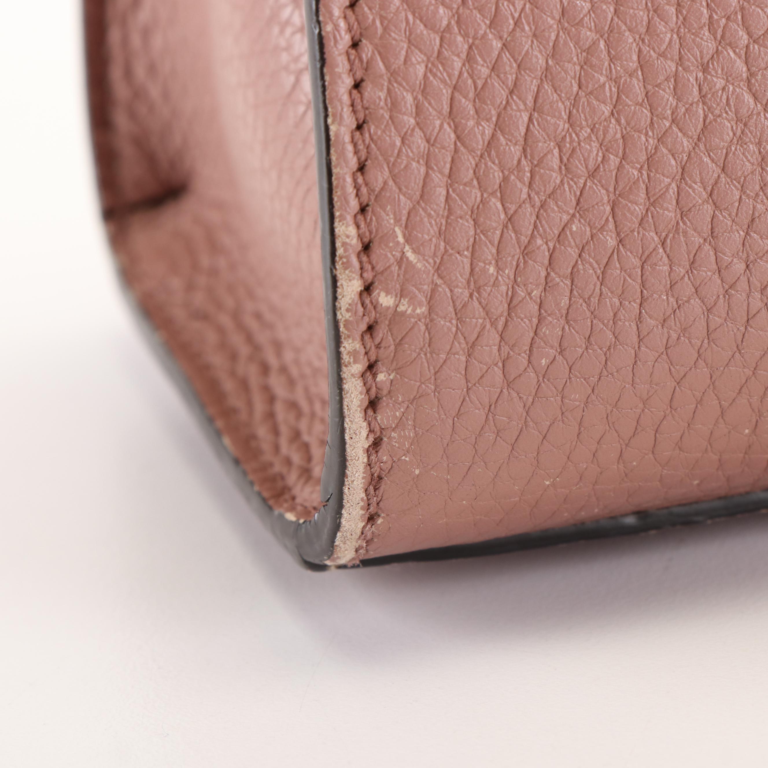 Gucci GG Marmont Shoulder Bag in Dusty Pink Pebbled Leather