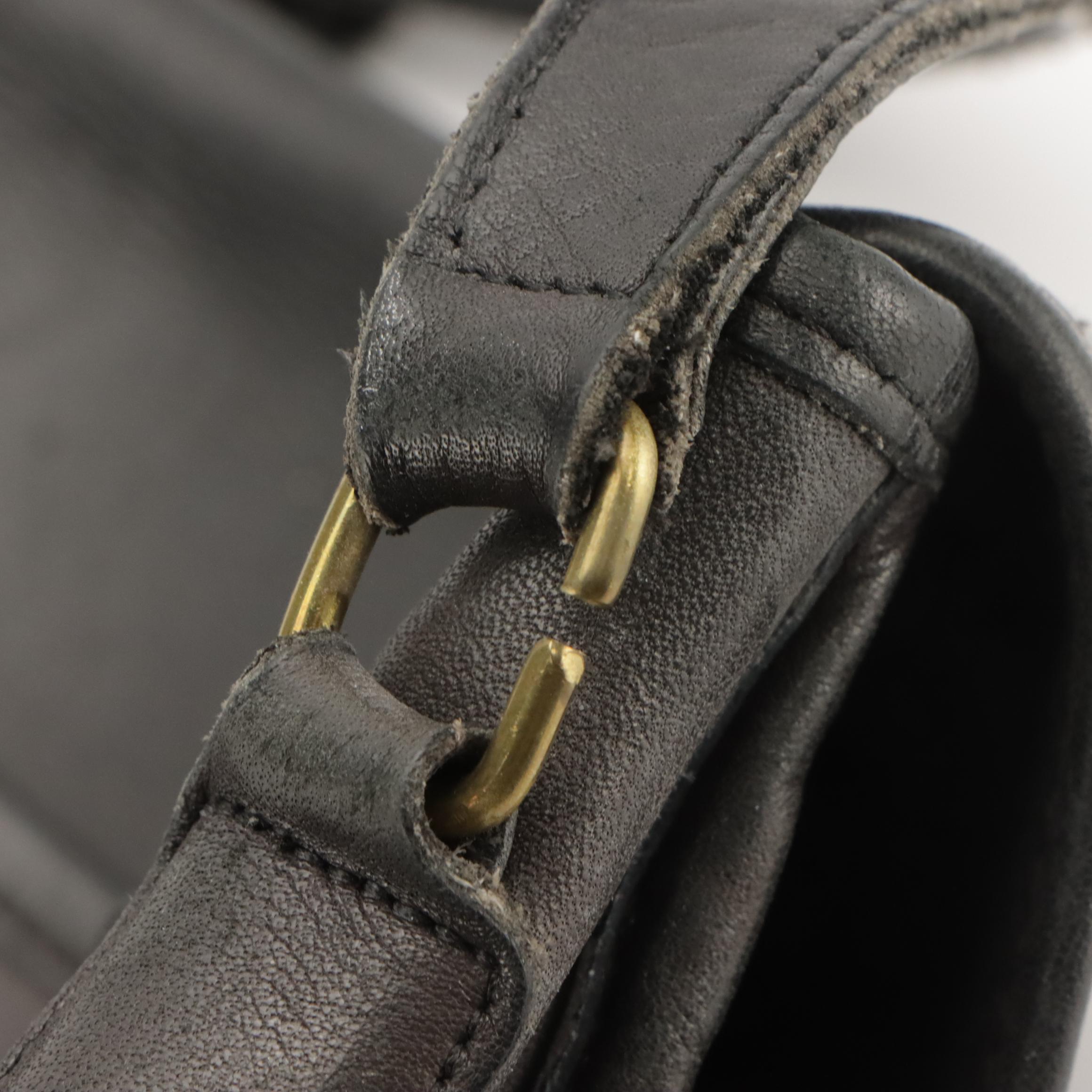 Vintage Coach Leatherware City Flap Bag in Black Smooth Leather